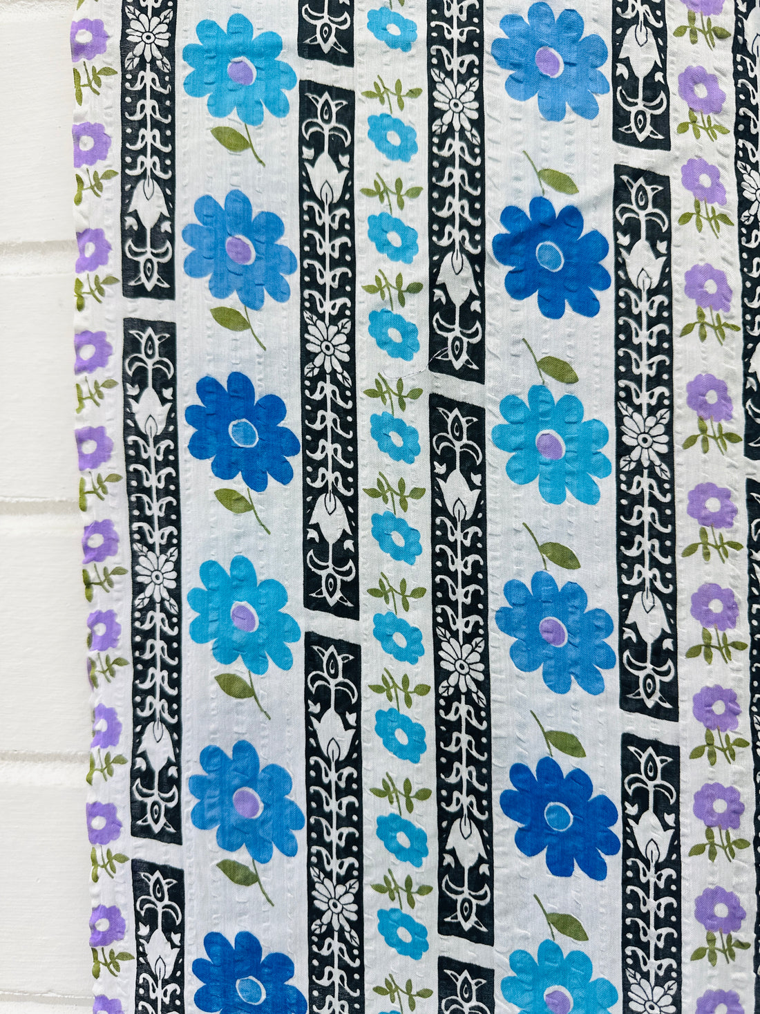 300cms VINTAGE Floral Fabric FLOWER POWER