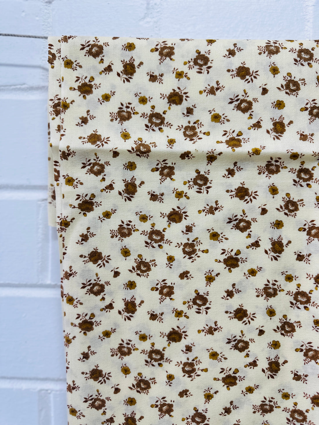 240cms SWEET Brown Floral Vintage Fabric