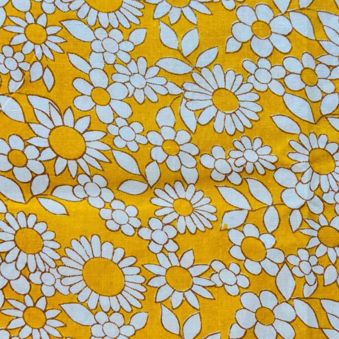 220cms Yellow & White Floral Fabric VINTAGE Cotton