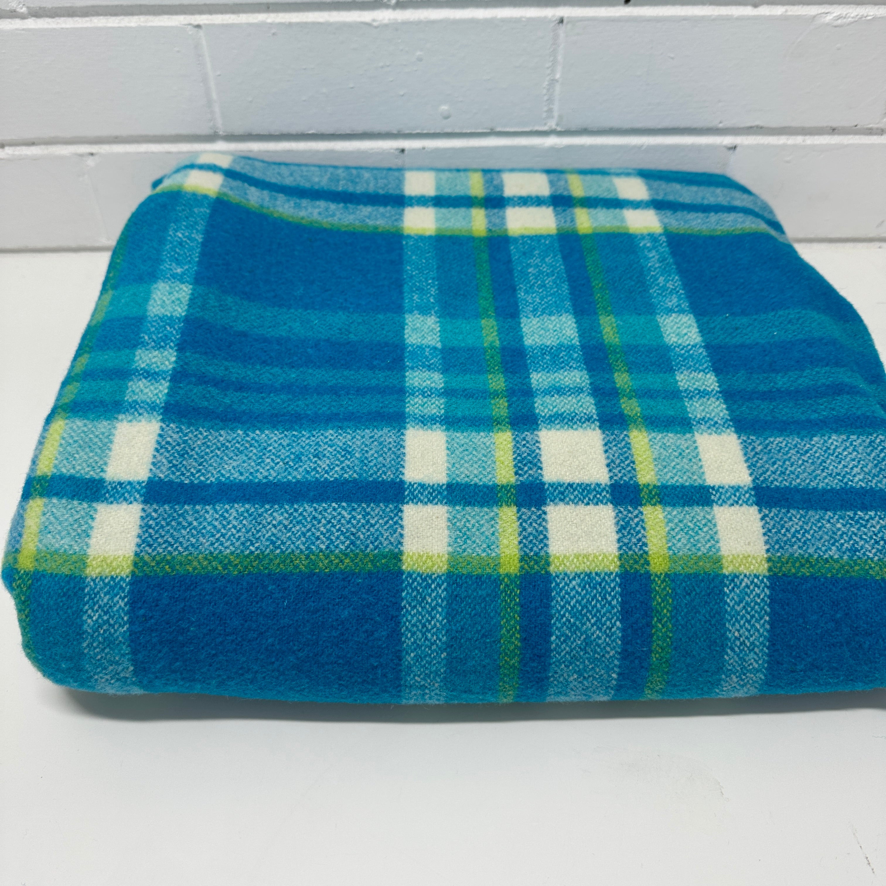 AS NEW Wool Blanket Vintage BLUES