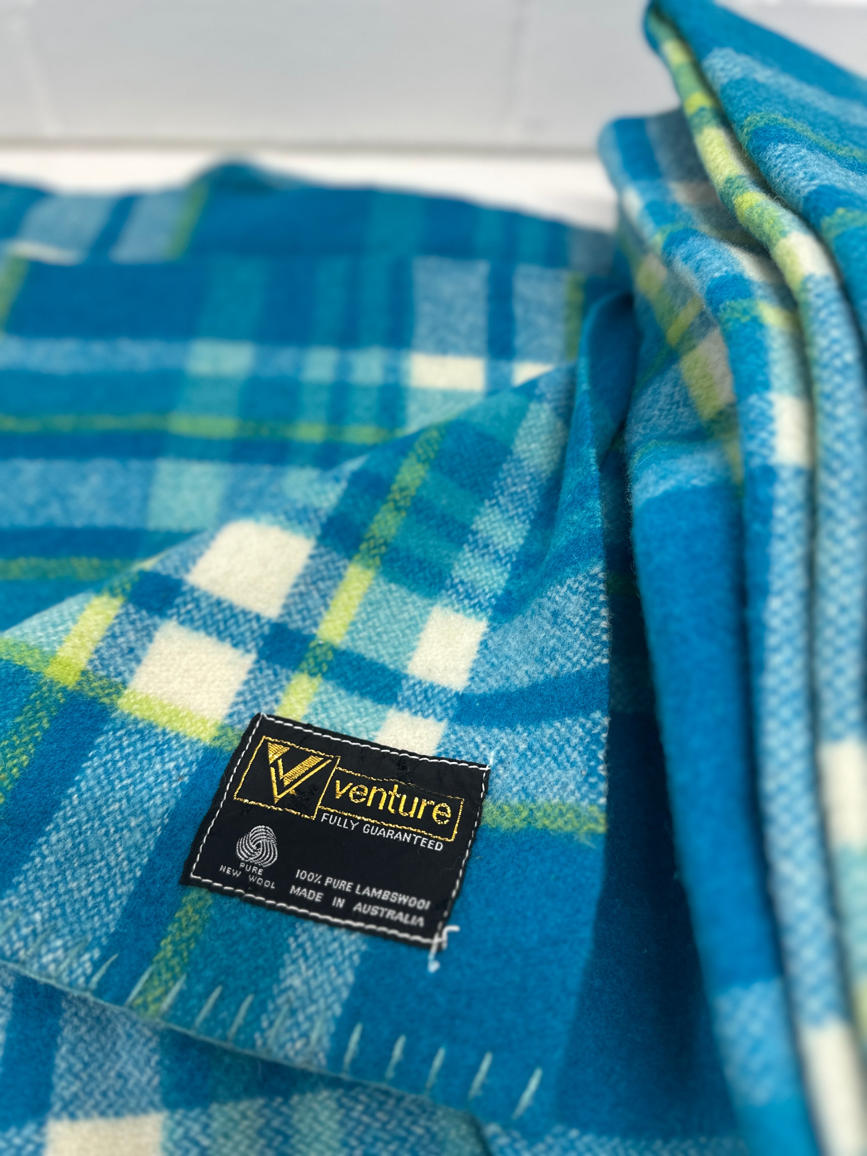 AS NEW Wool Blanket Vintage BLUES