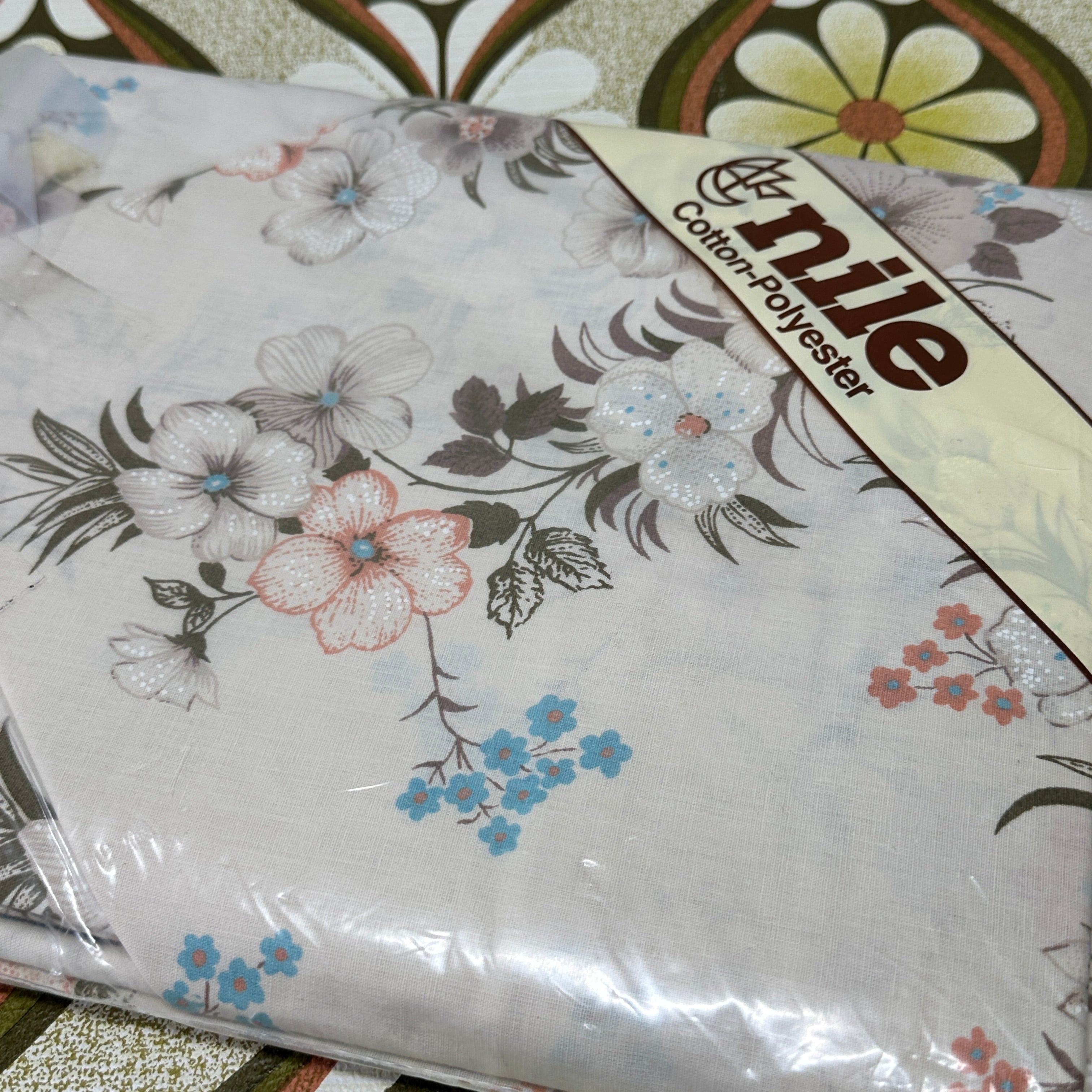 NILE Vintage Retro Sheet Set