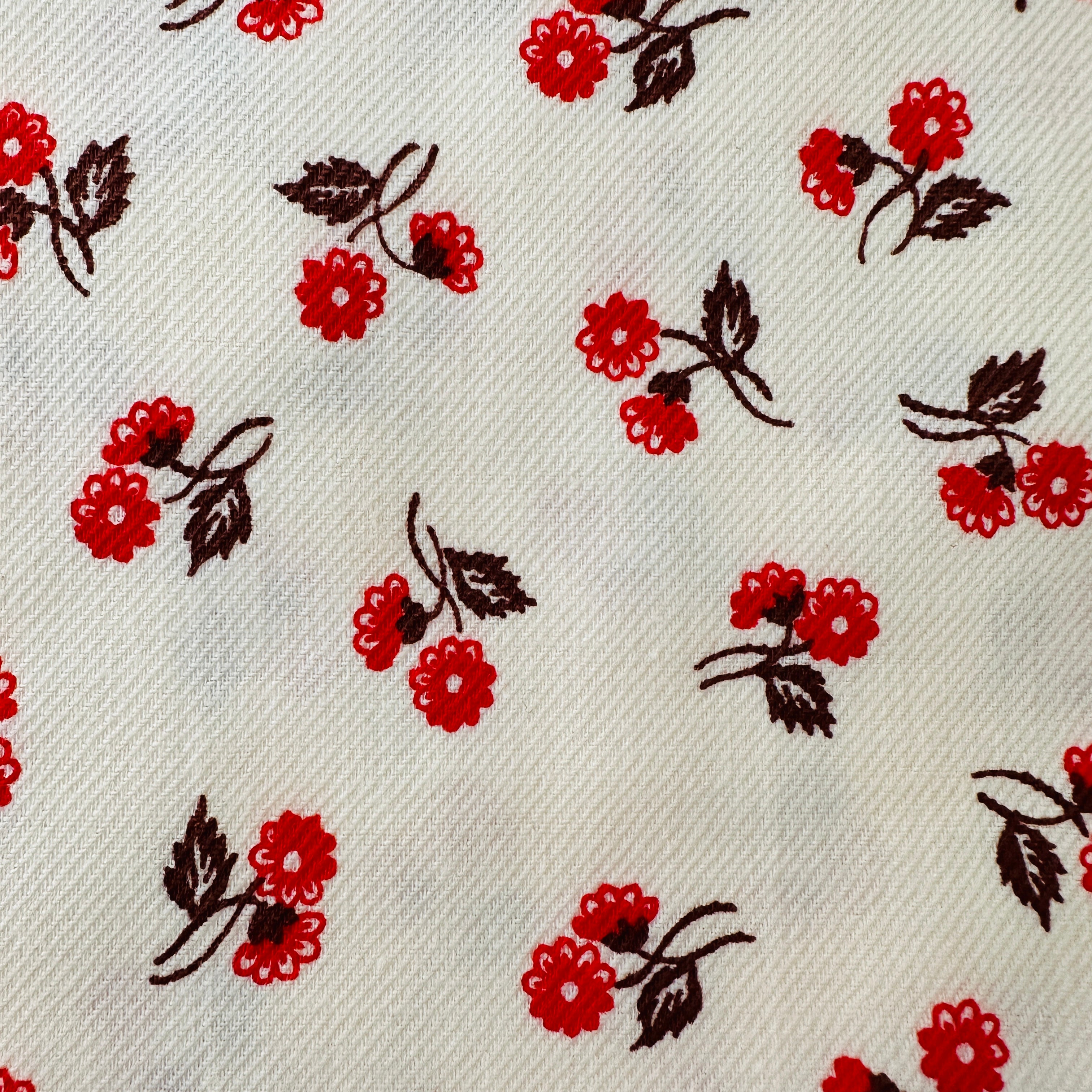 300cms Large LOT of Beautiful Vintage Cotton FABRIC