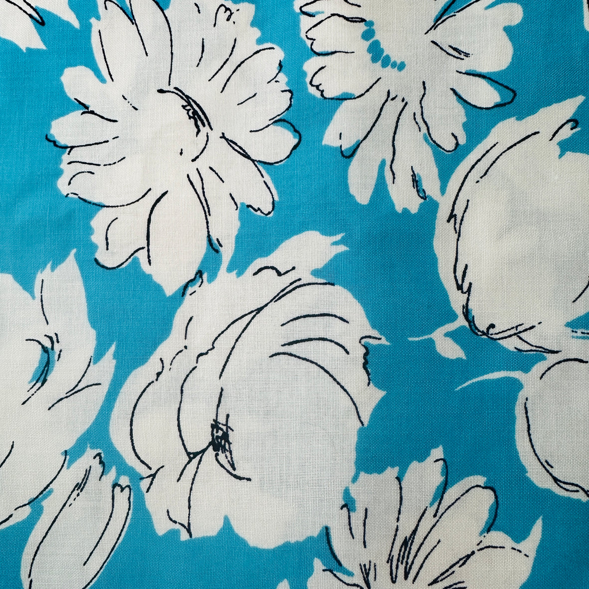 210cms All Cotton Large Bold Blue Floral Print
