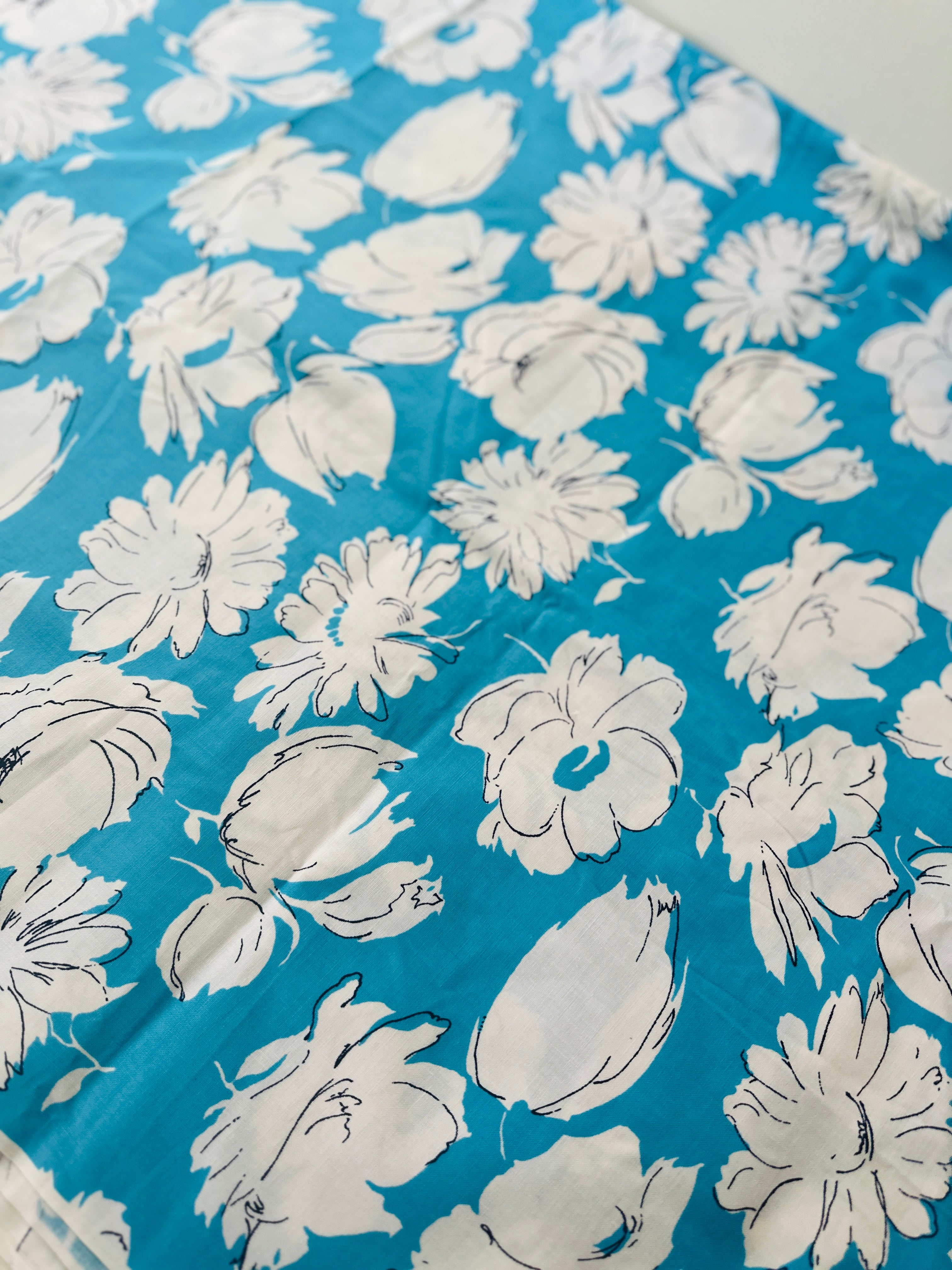 210cms All Cotton Large Bold Blue Floral Print