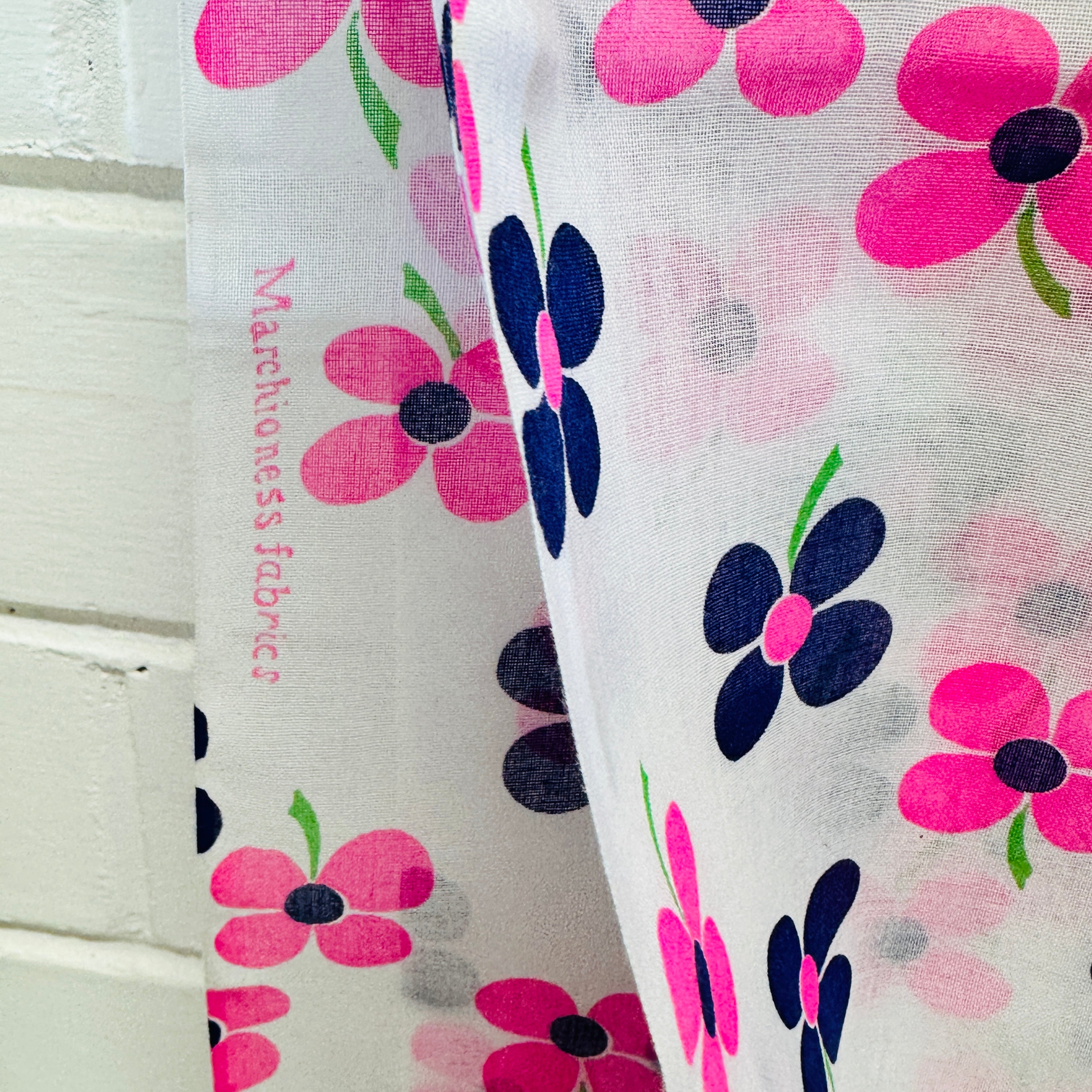 230cms Sweet Floral Cotton Fabric Light Weight Marchioness