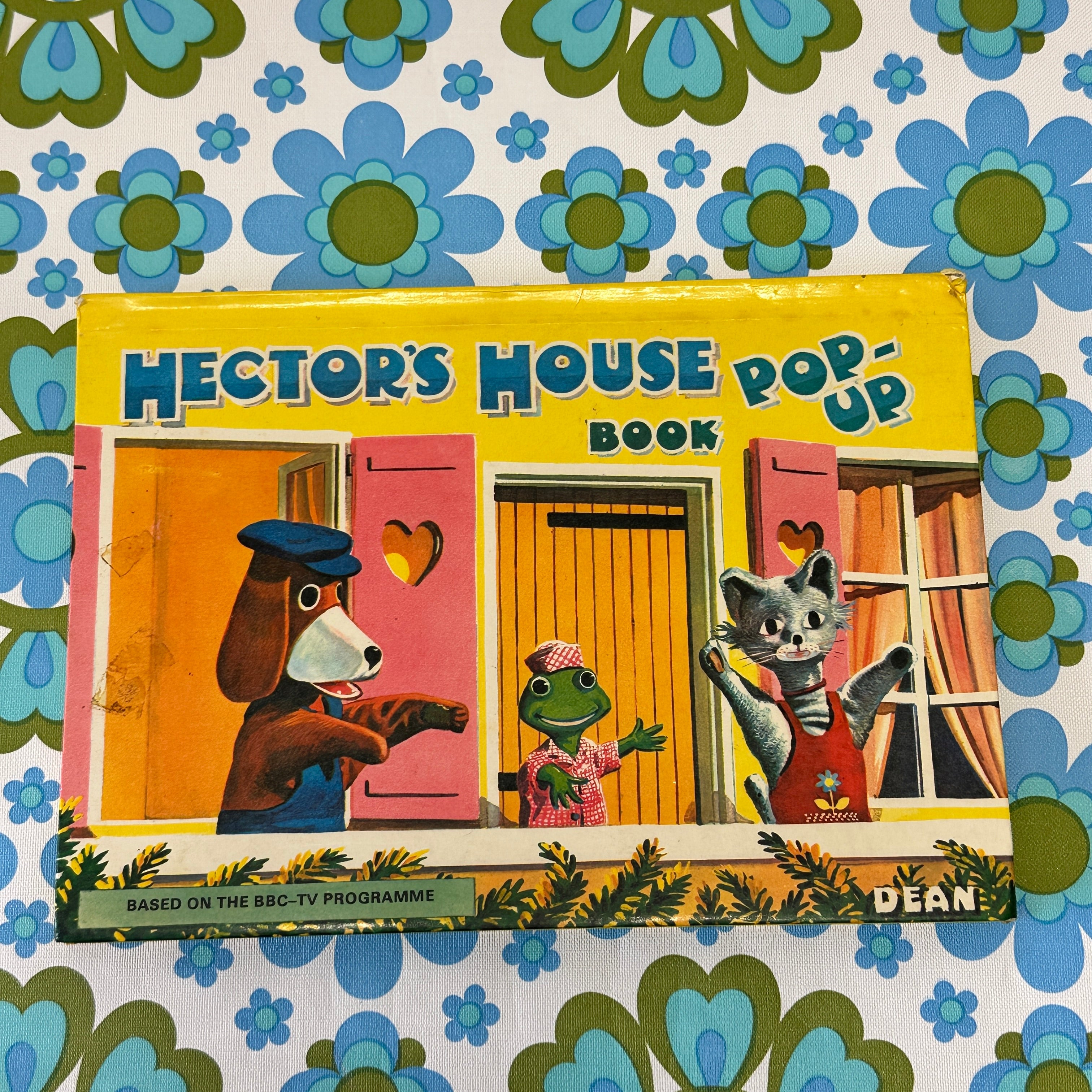 Vintage POP UP Book Hector's House Dean