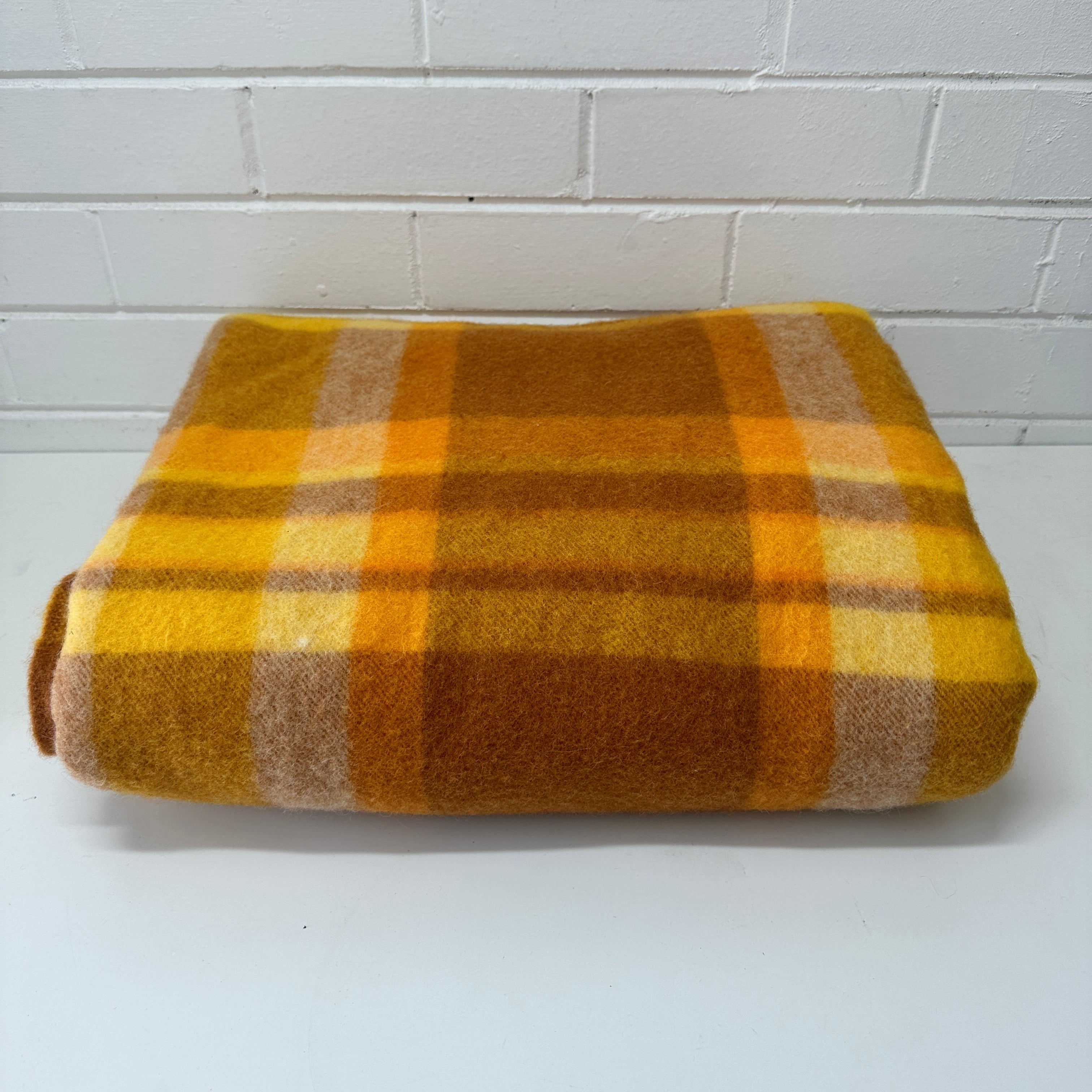 AS NEW Vintage Wool Blanket LACONIA