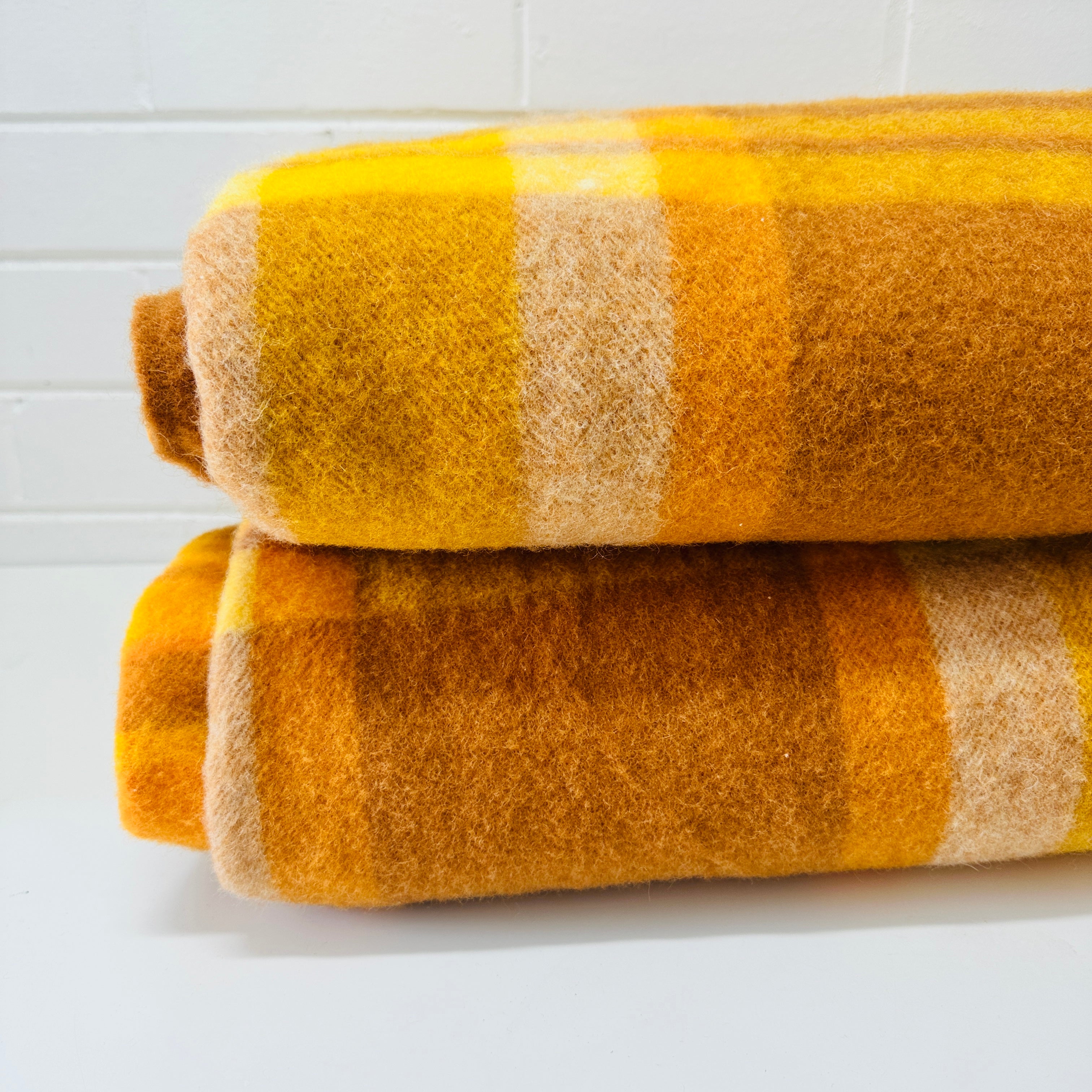 AS NEW Vintage Wool Blanket LACONIA