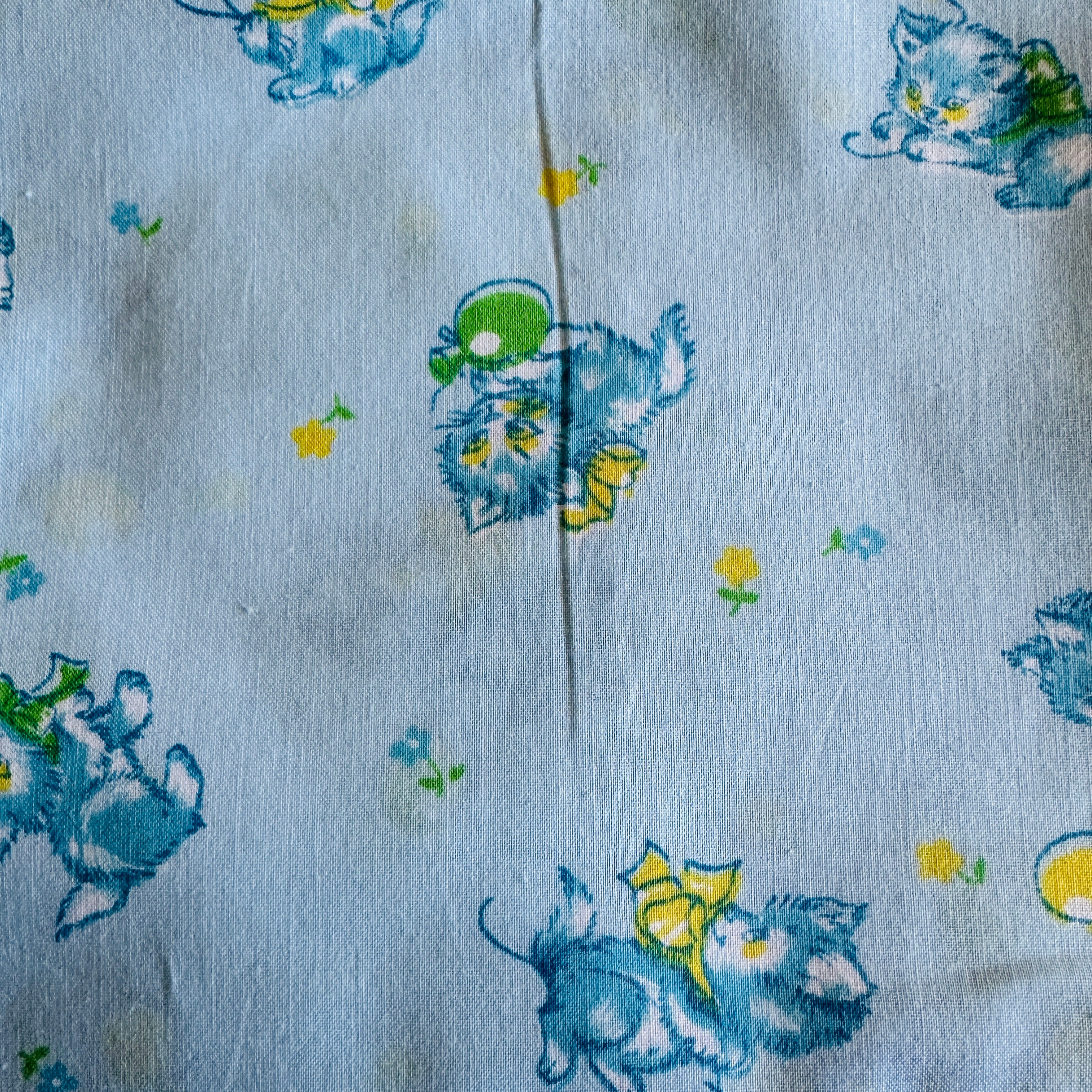 300cms Kids Vintage Cotton Fabric KITTENS Novelty