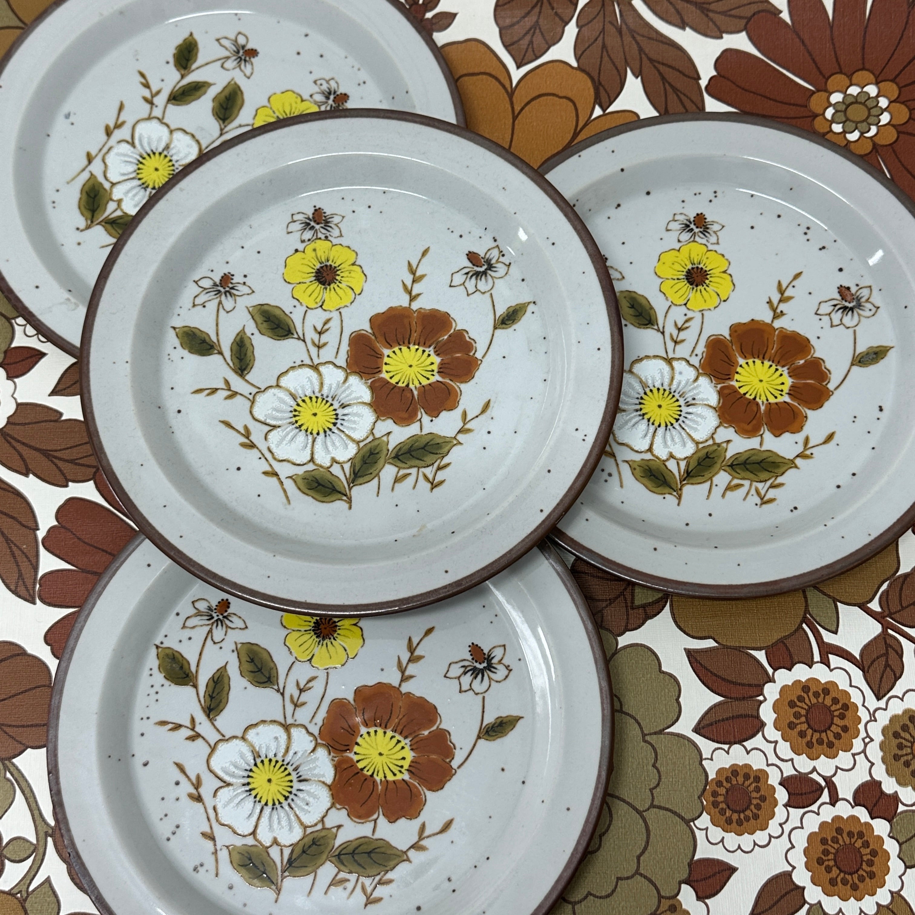 Set of FOUR Vintage Side Plates JAPAN Spring