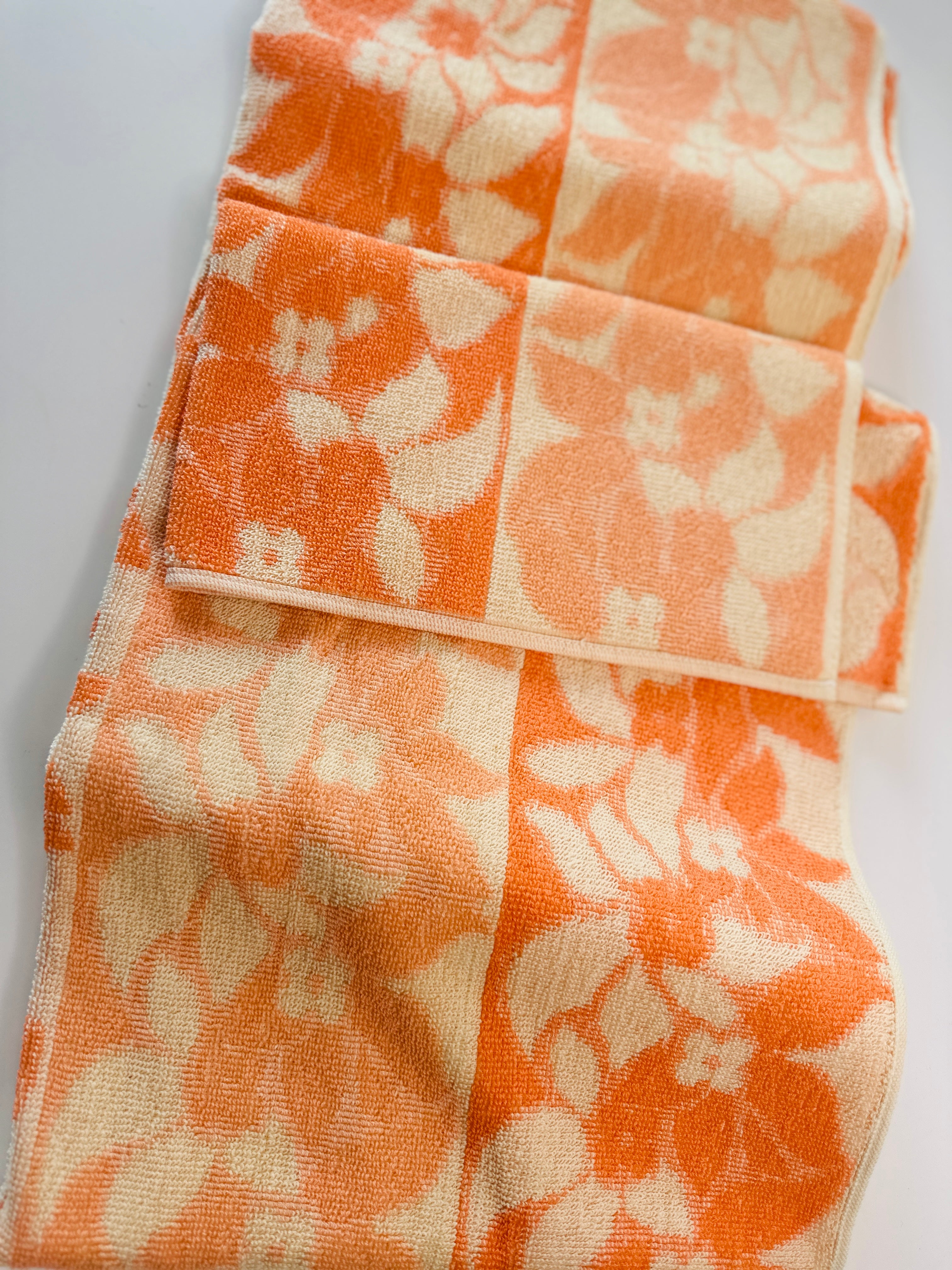 NOS w Tags Jacart Bath Towel