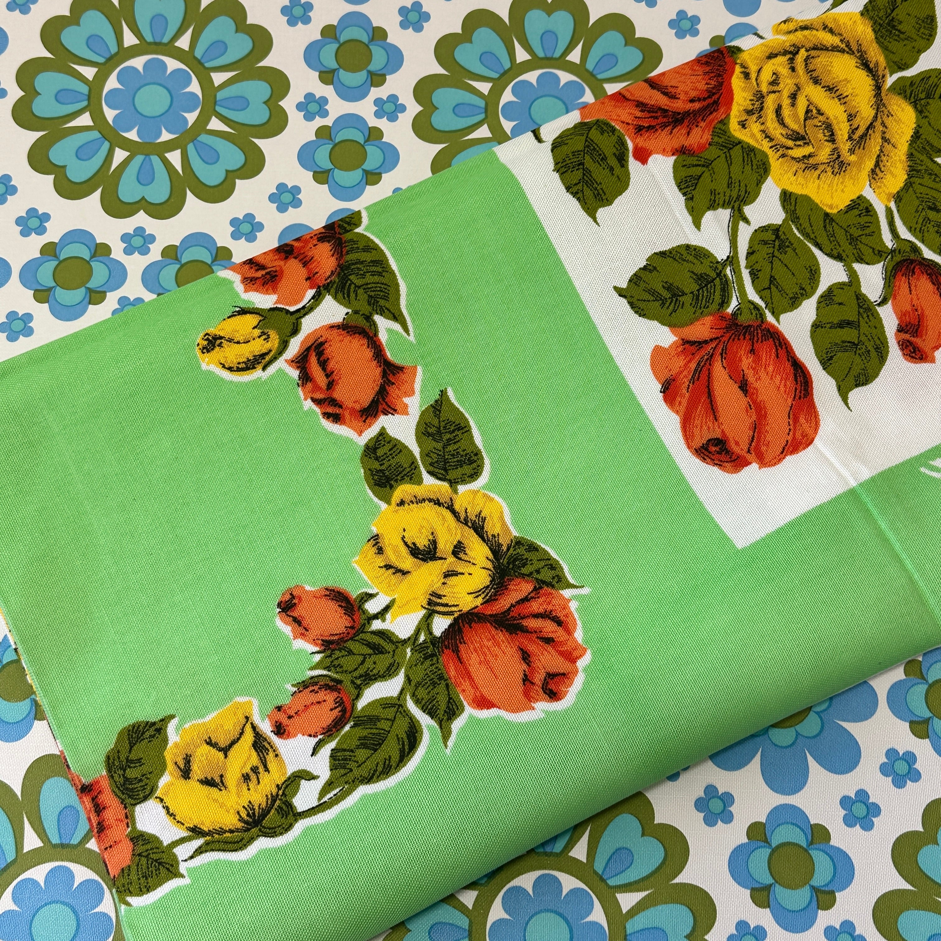 Beautiful Vintage Crisp Tablecloth High Quality