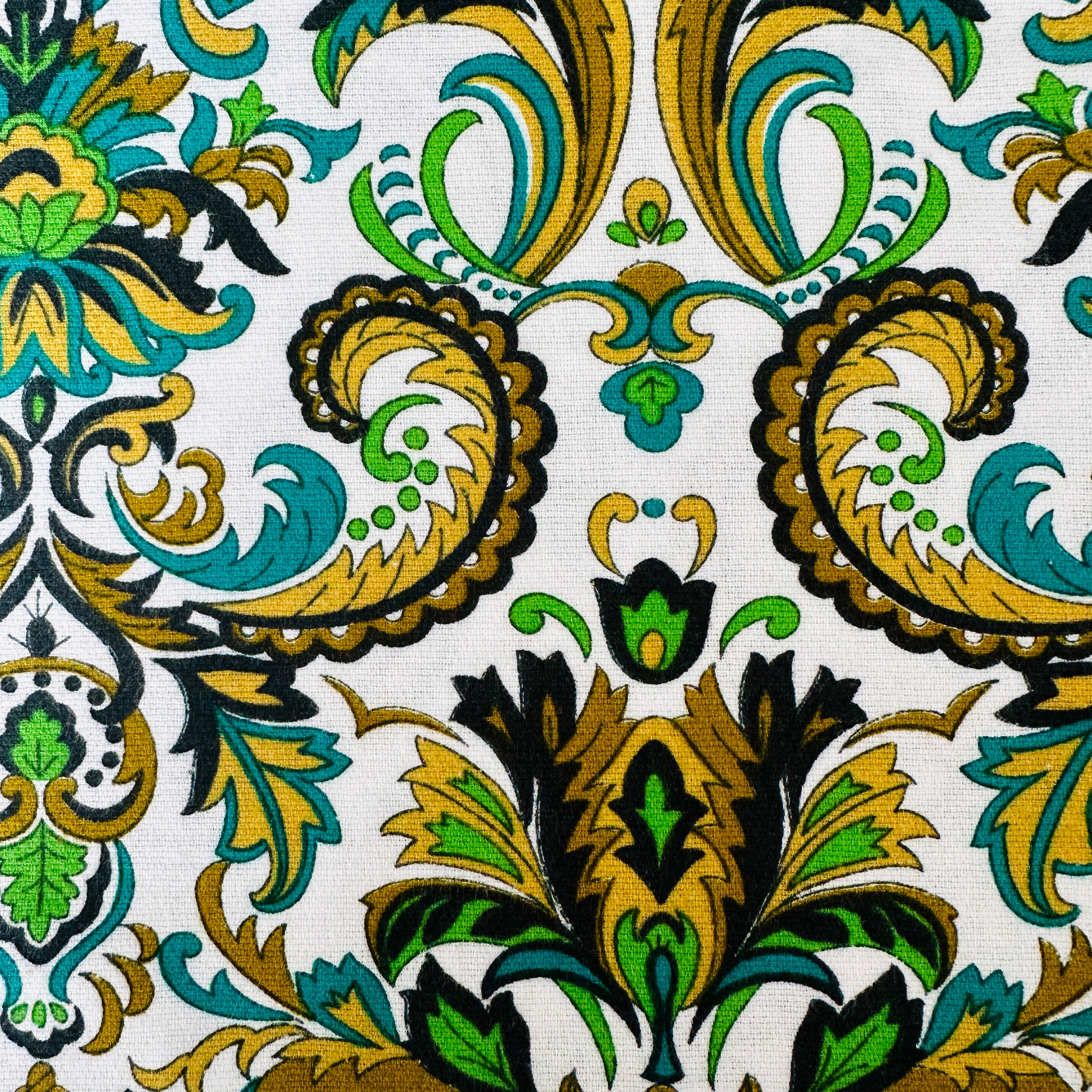 180cms Green Vintage Fabric Bright & Busy