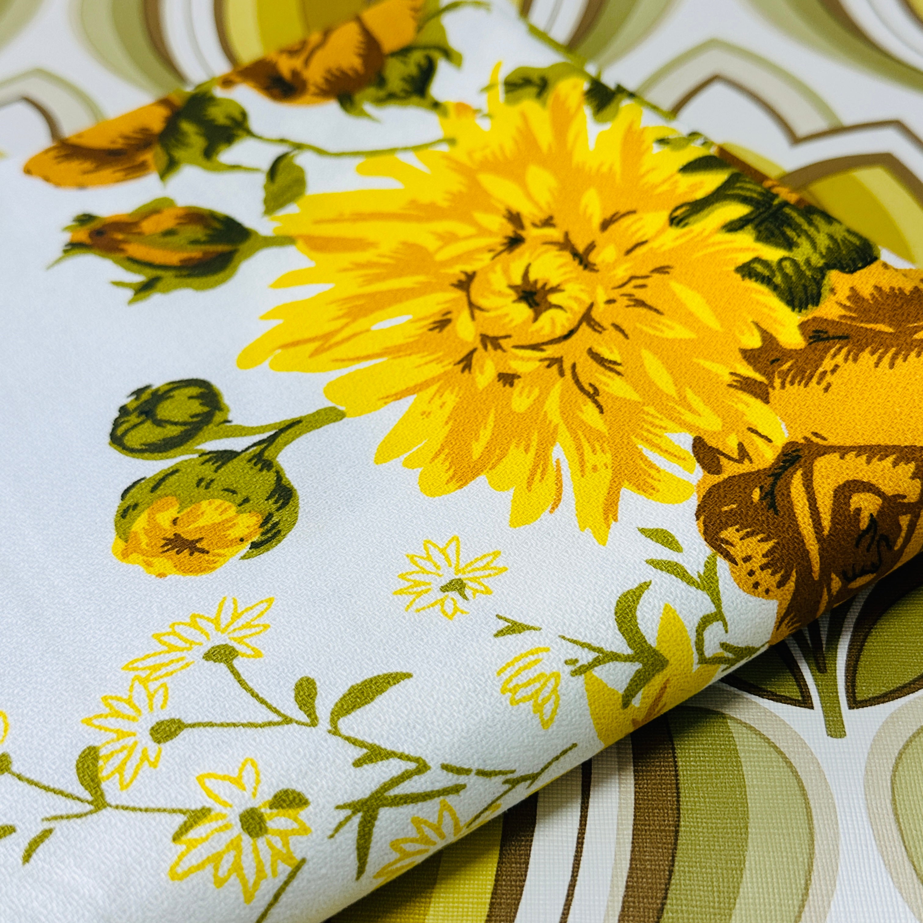 UNUSED Vintage Cotton Tablecloth