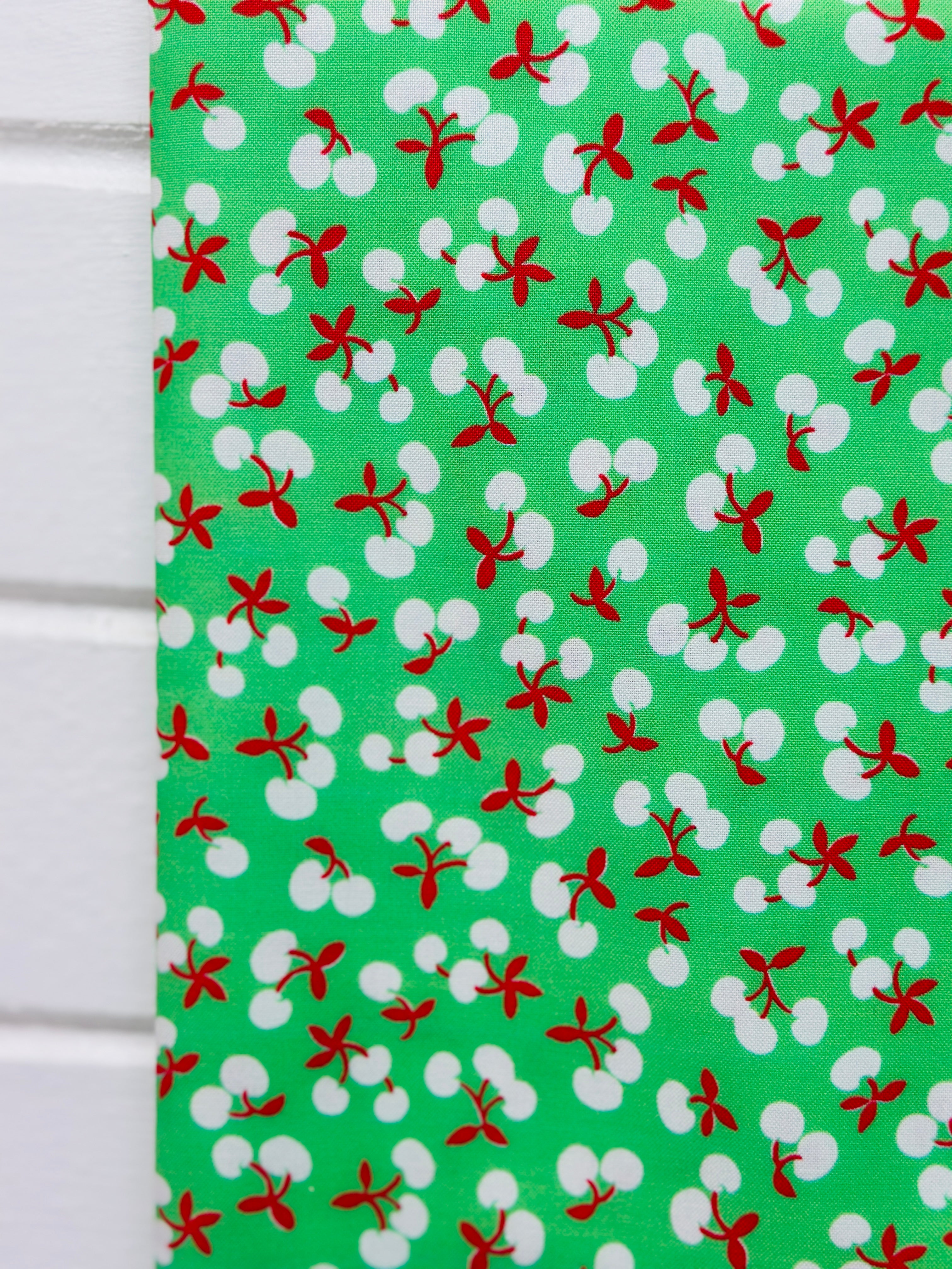 110cms QUILTING All Cotton Pretty Green Fabric Feed Sack