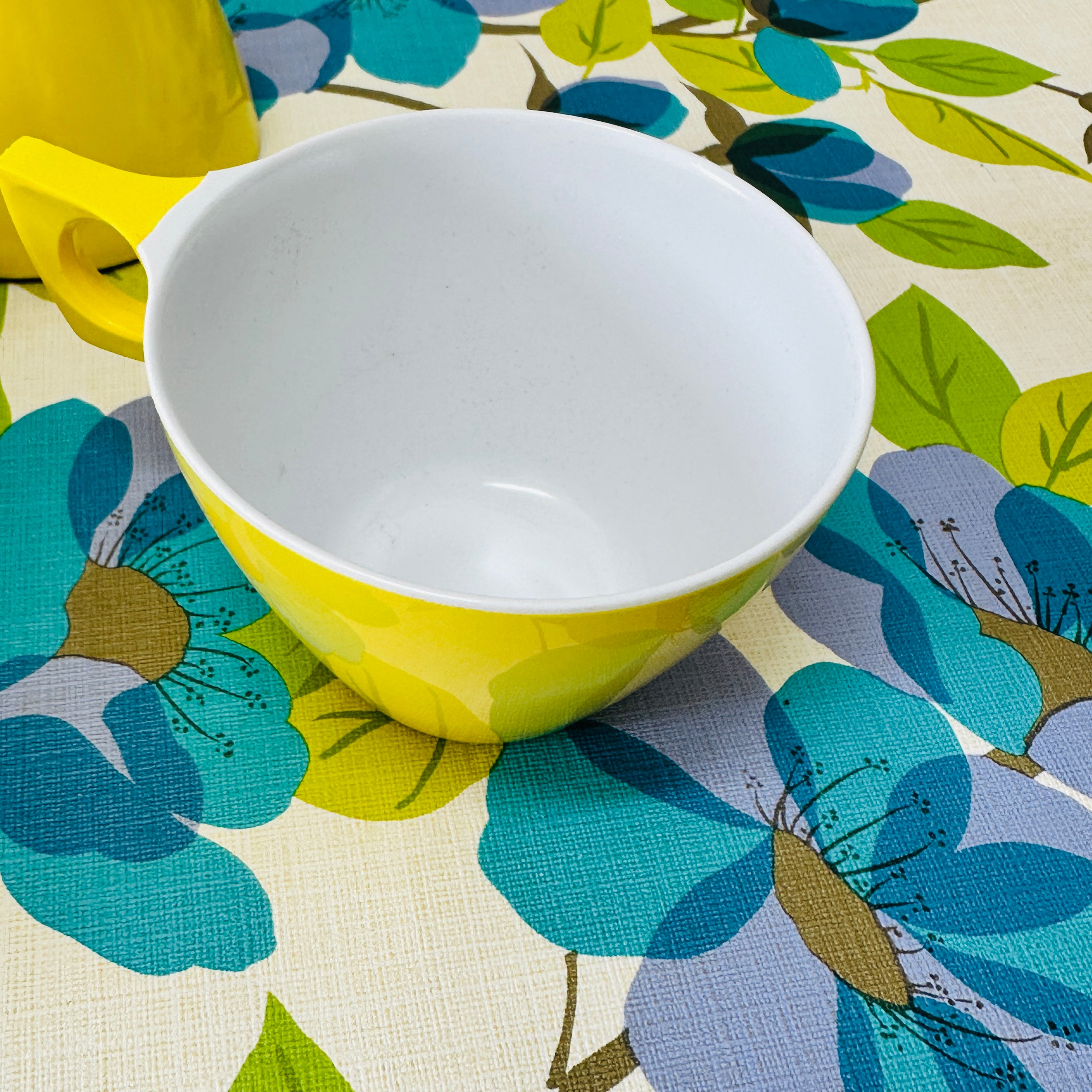 Seven Melmac Retro Cups VINTAGE Caravan Camping