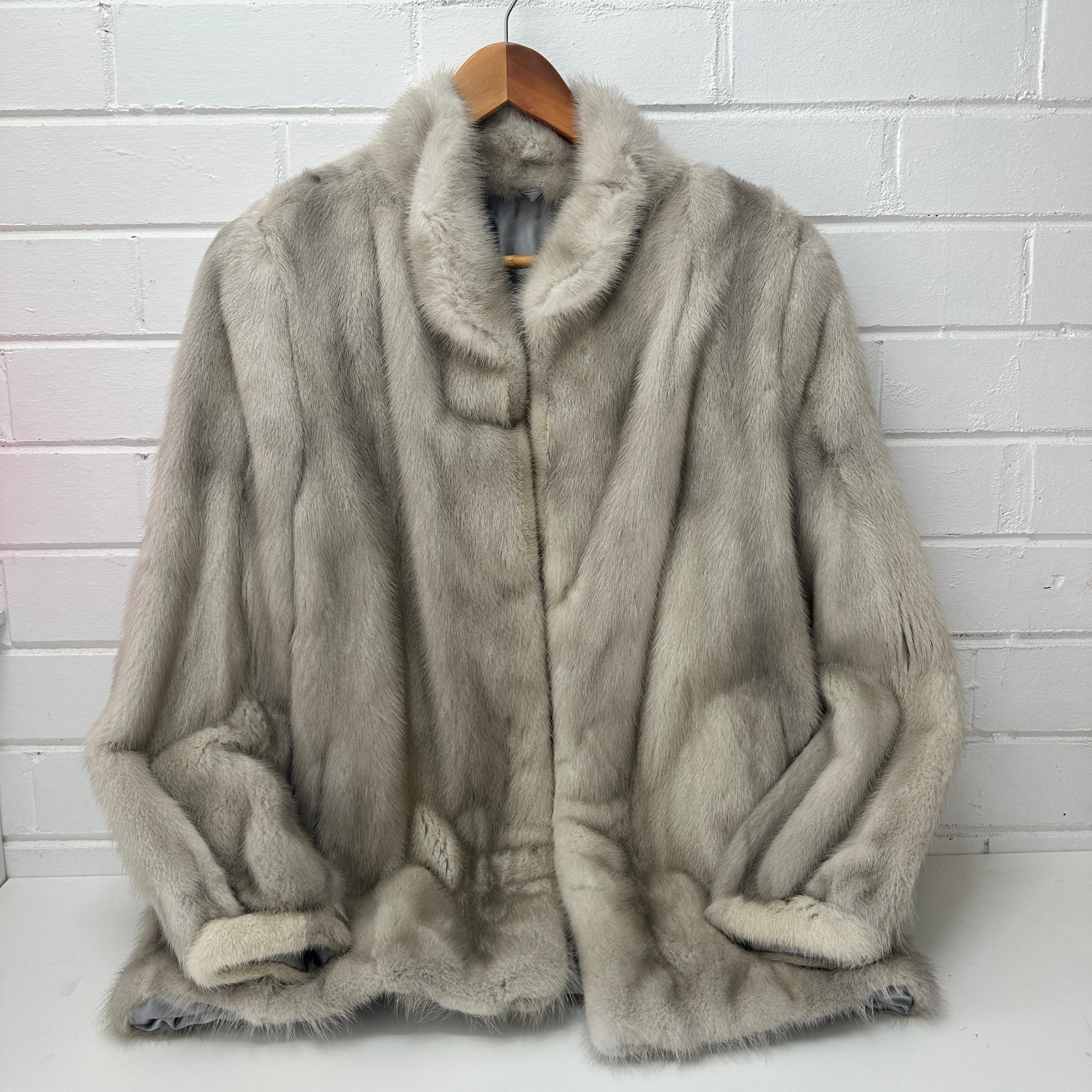 Stunning Vintage Grey Fur Coat AMAZING