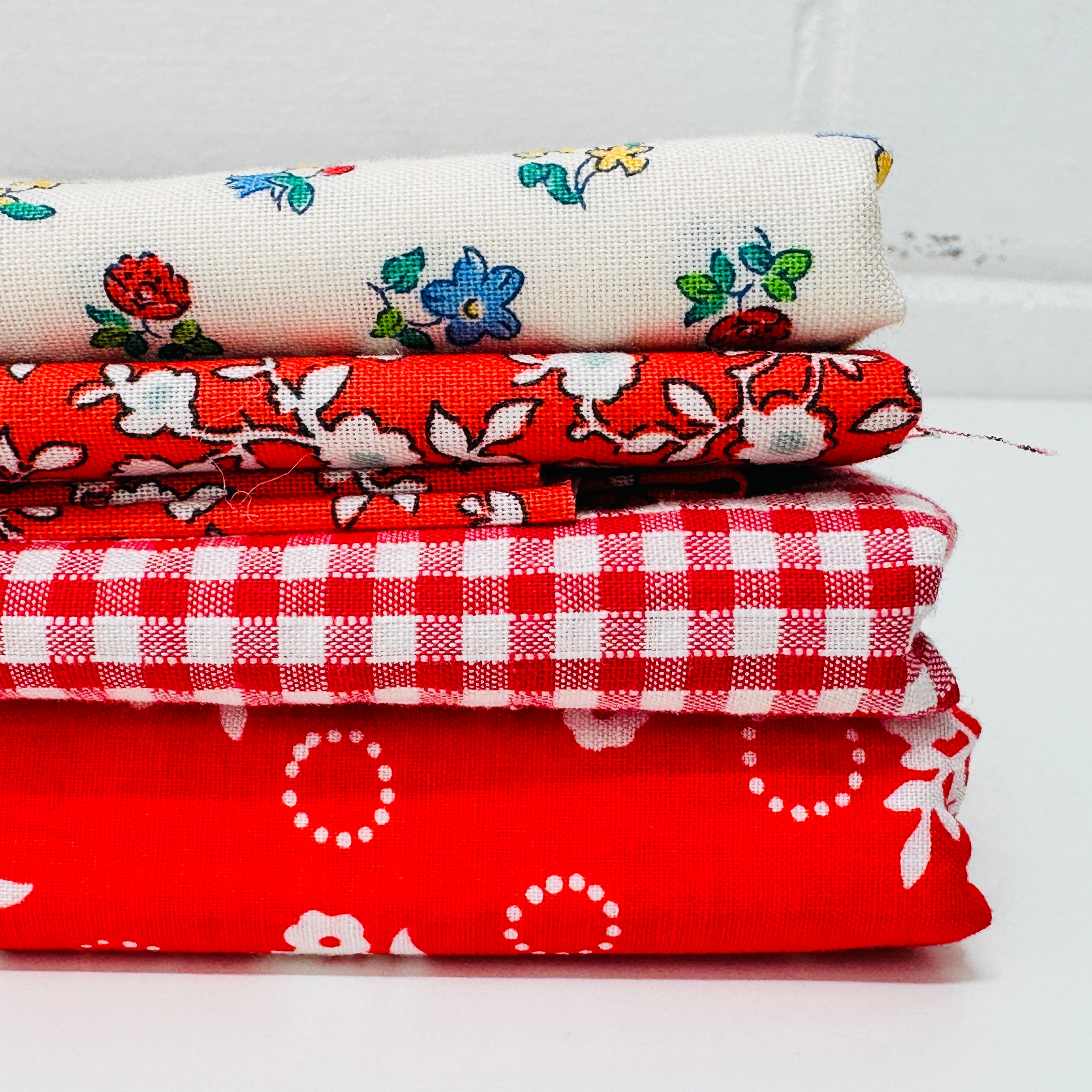100% Cotton Fabric Bundle x FOUR Reds