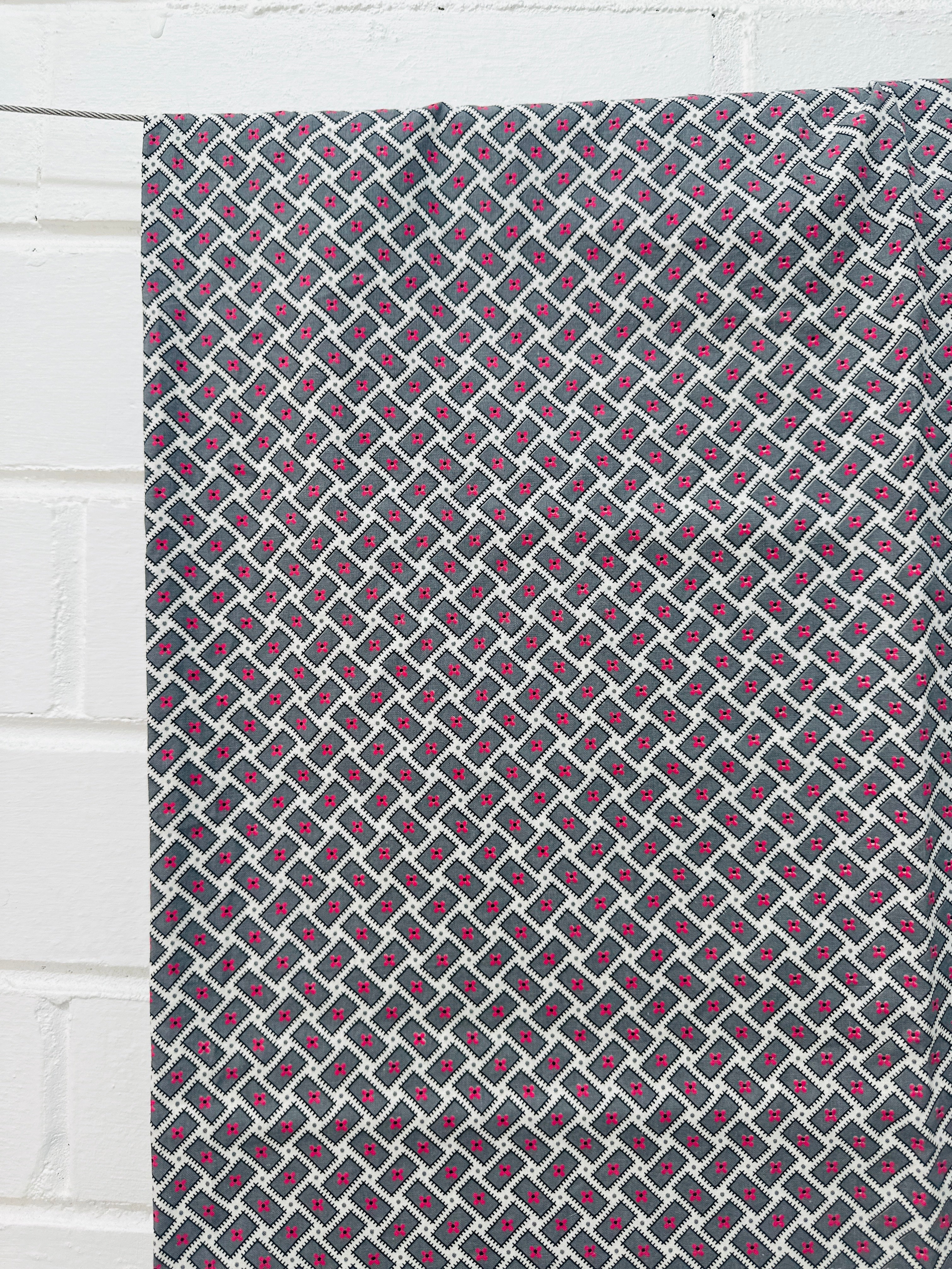 350cms Large Lot of Vintage Grey & Pink Fabric