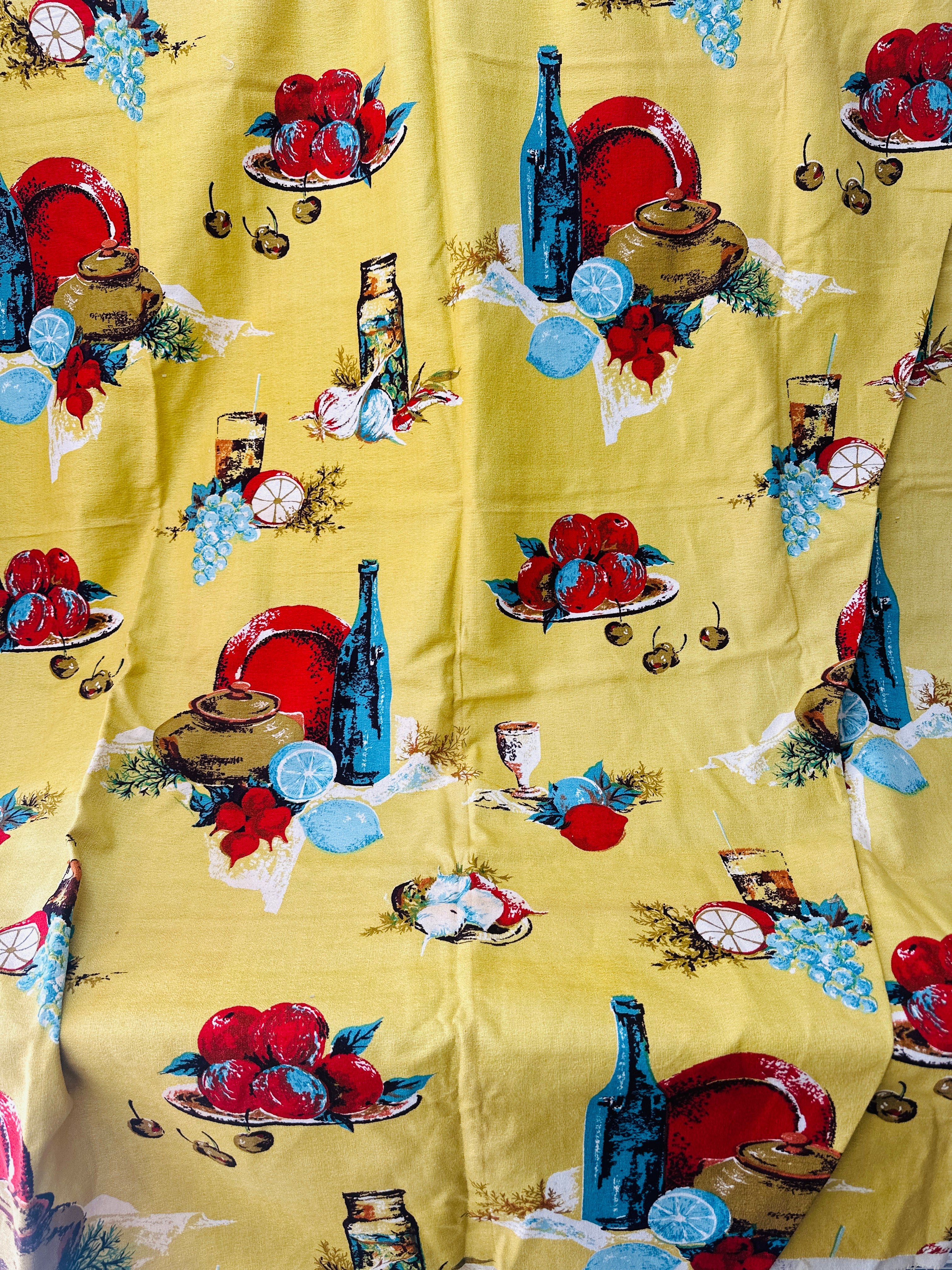 300cms Huge Lot of RETRO Kitsch Curtain Fabric Barckloth