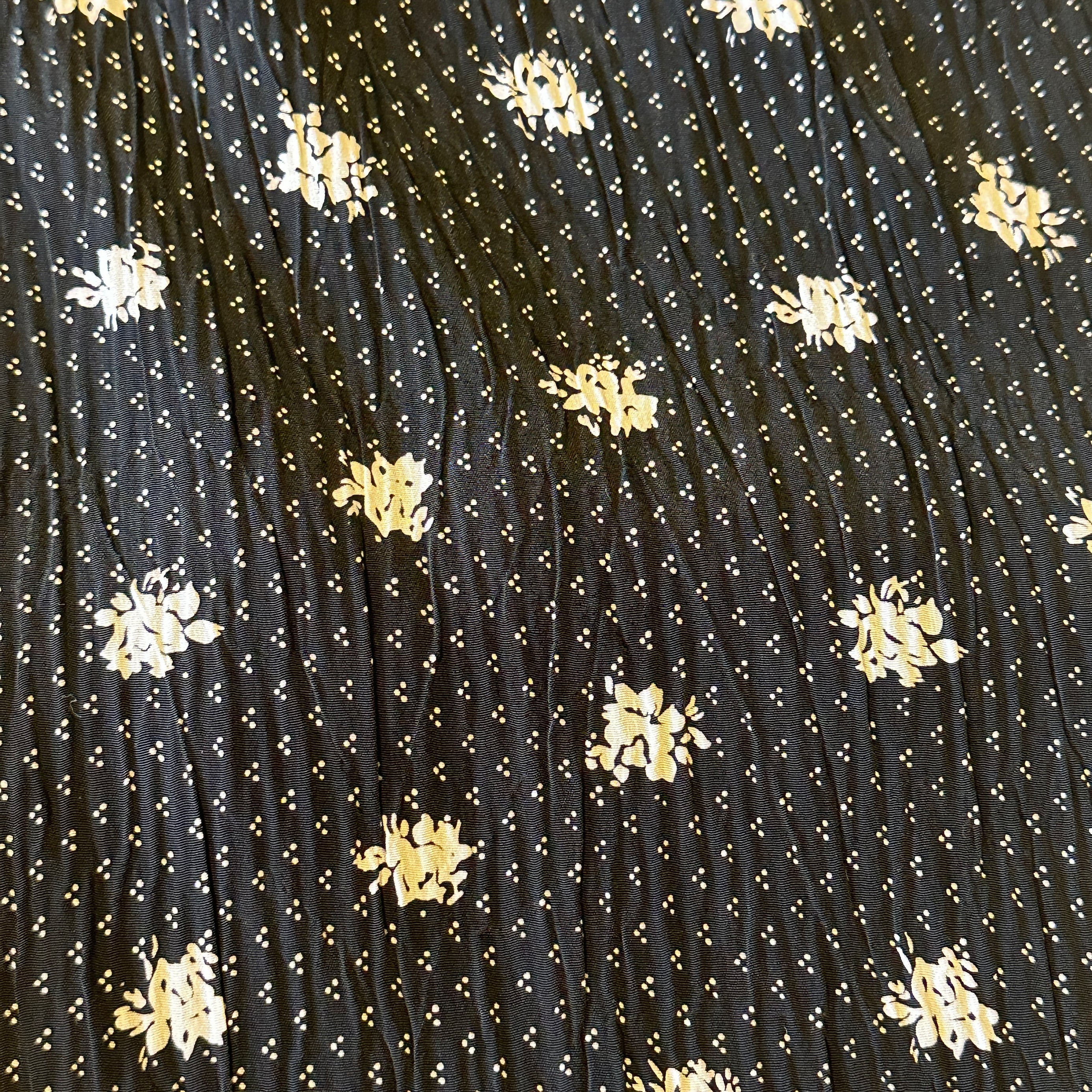 230cms Black & White Floral Crepe Fabric