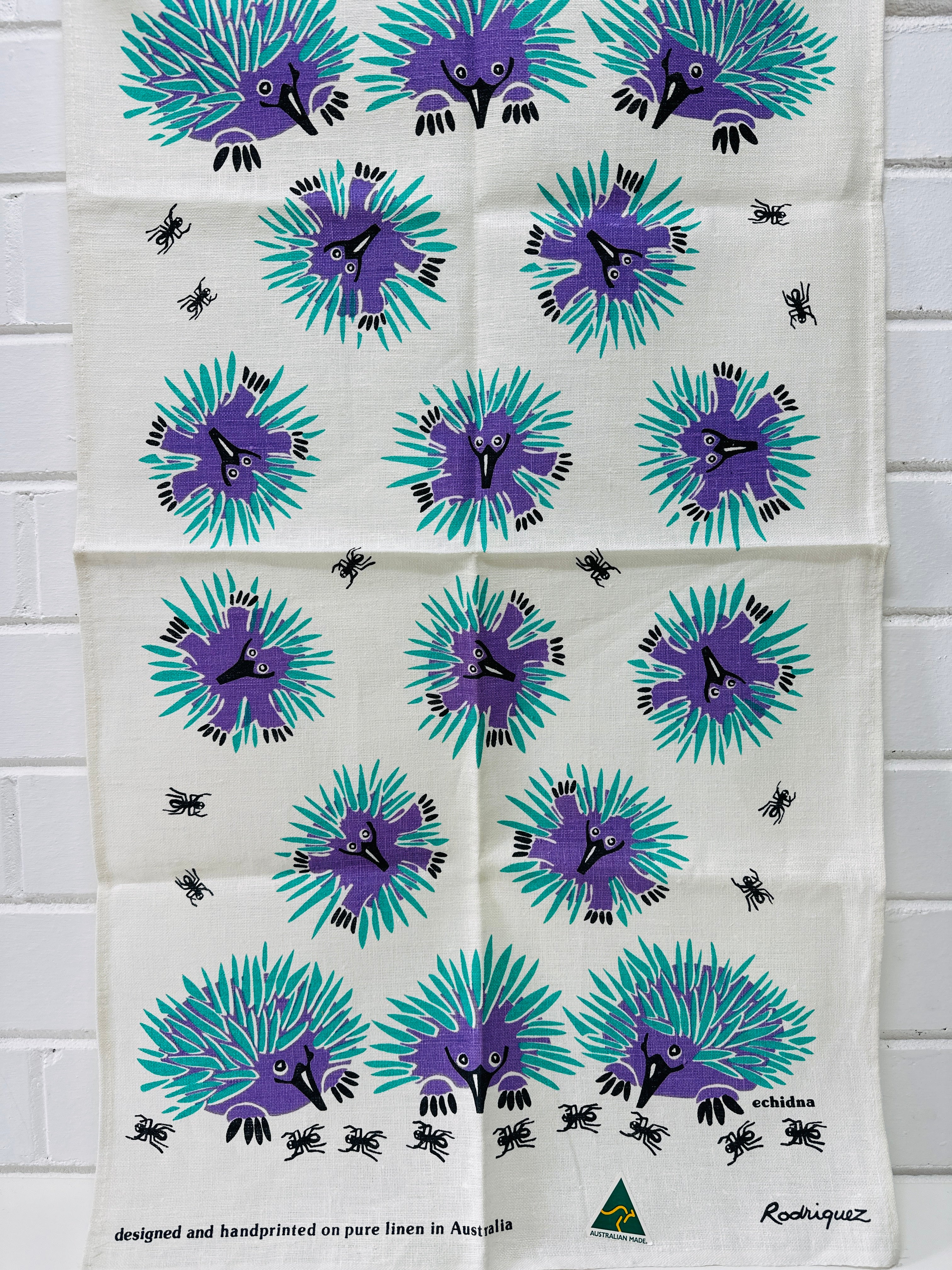 UNUSED Rodriguez Tea Towel People Pure Linen Australian Echidna