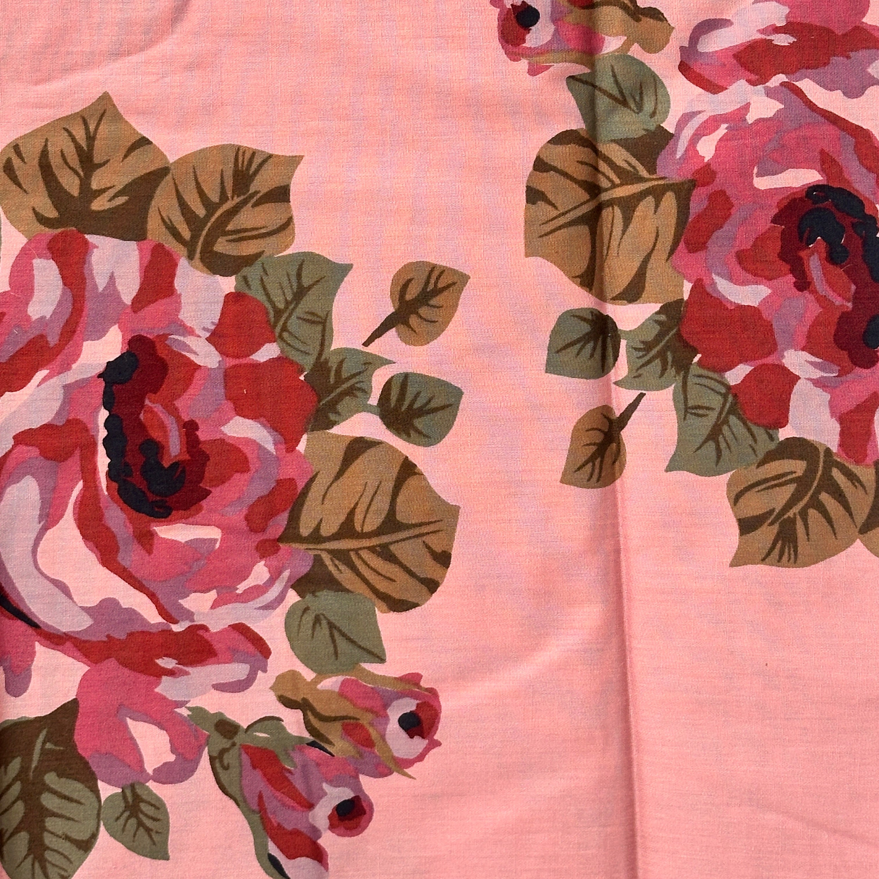 200cms Beautiful Vintage Roses in Pinks