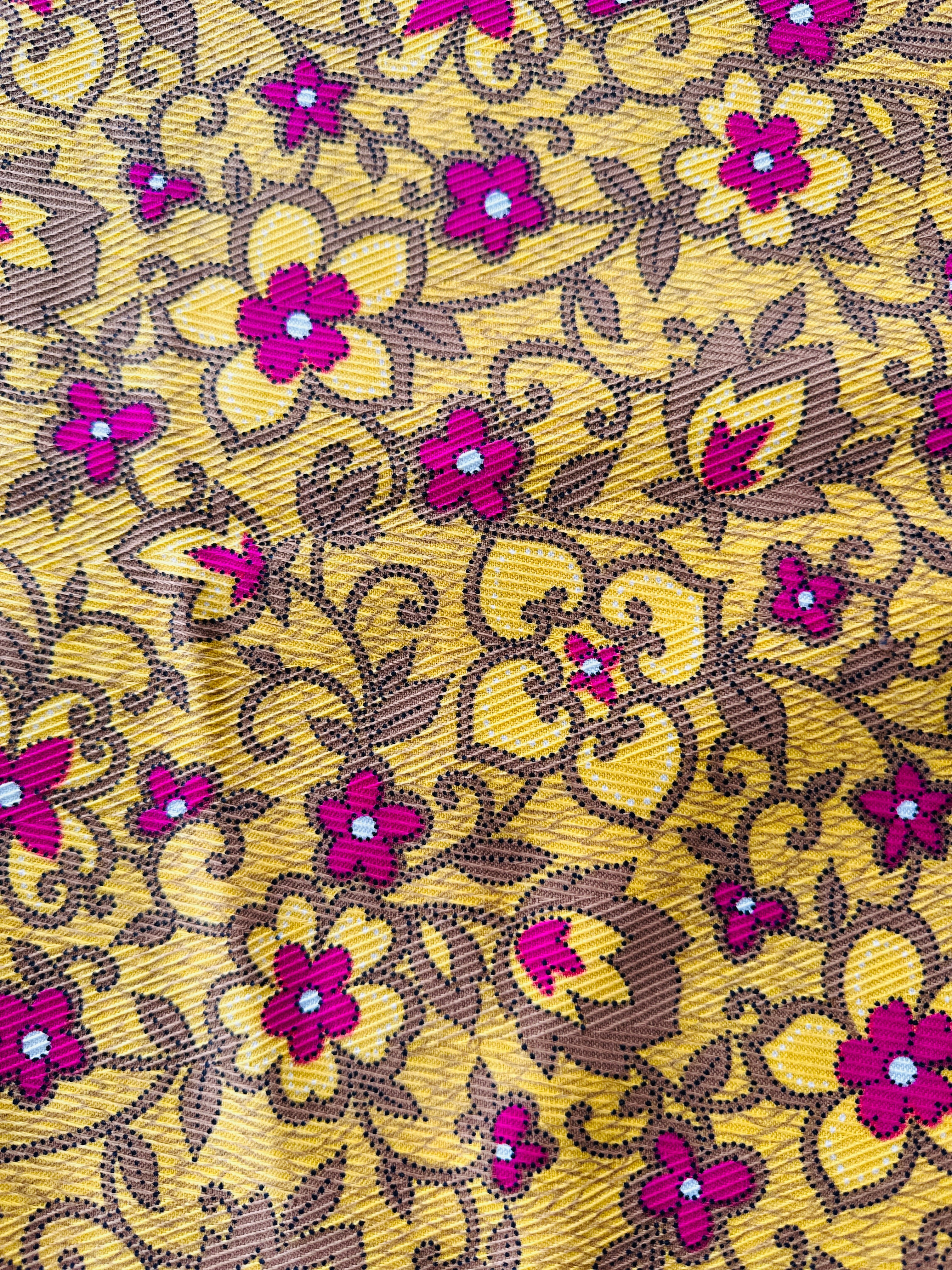 80cms Bright Fab Vintage Fabric Remnant