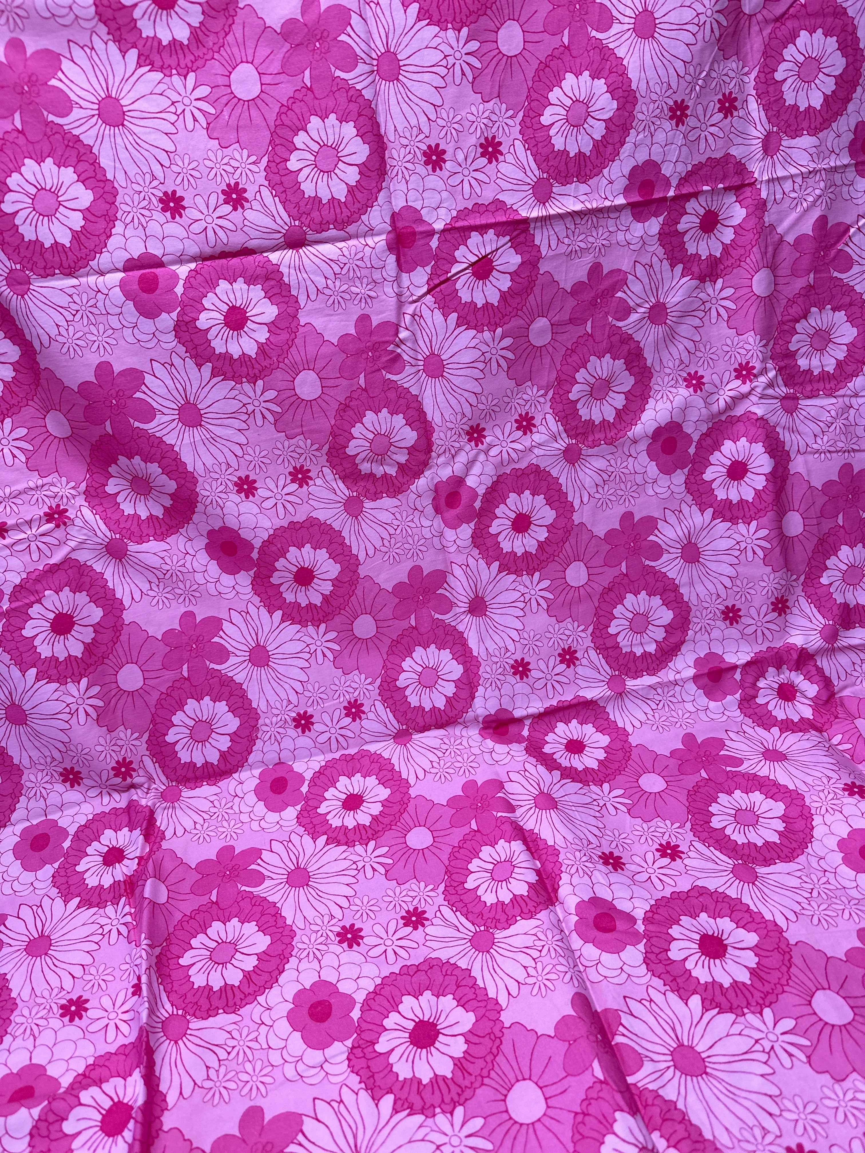 200cms Beautiful Pink Floral Cotton Fabric