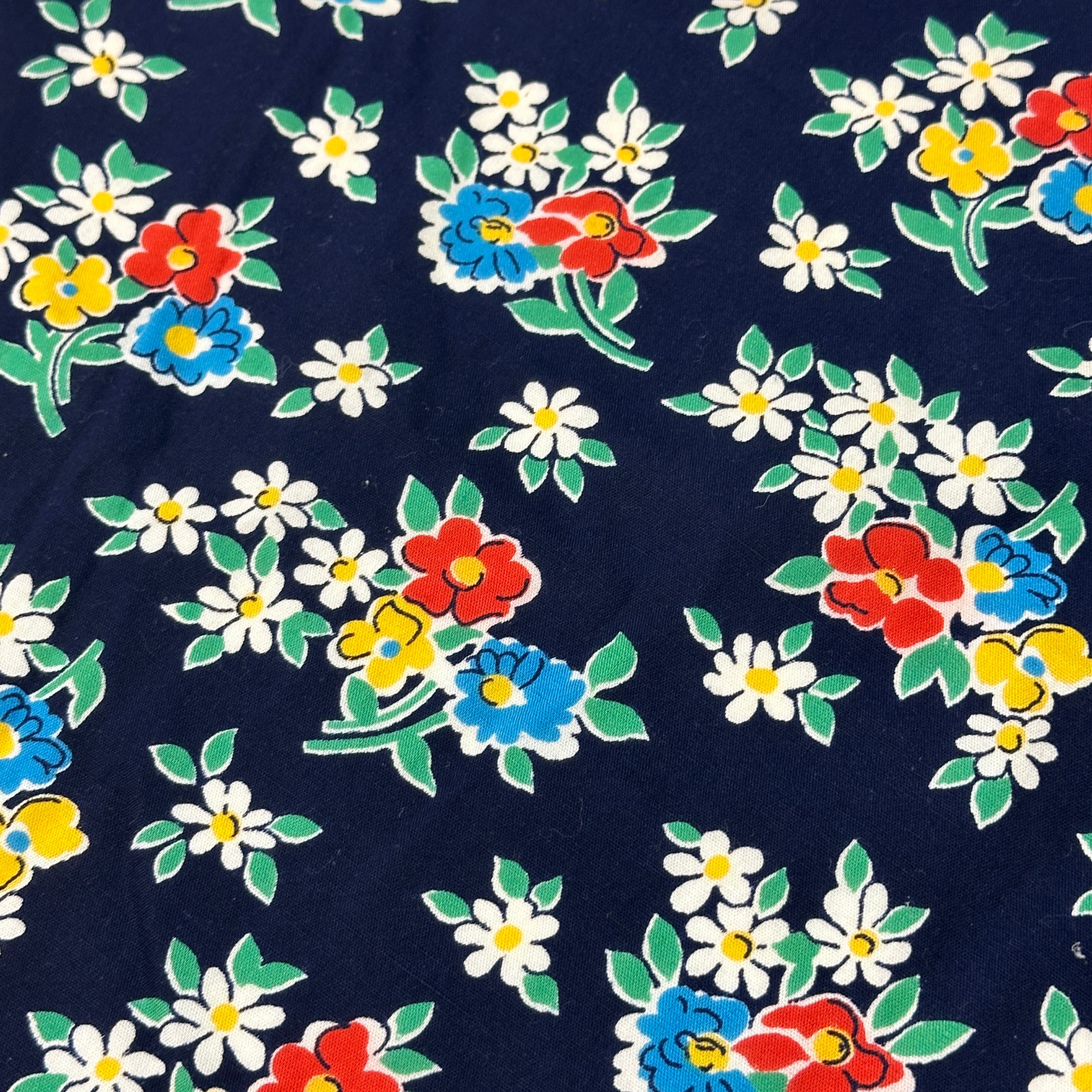 70cms Very Pretty Navy Blue Vintage Floral Fabric Remnant