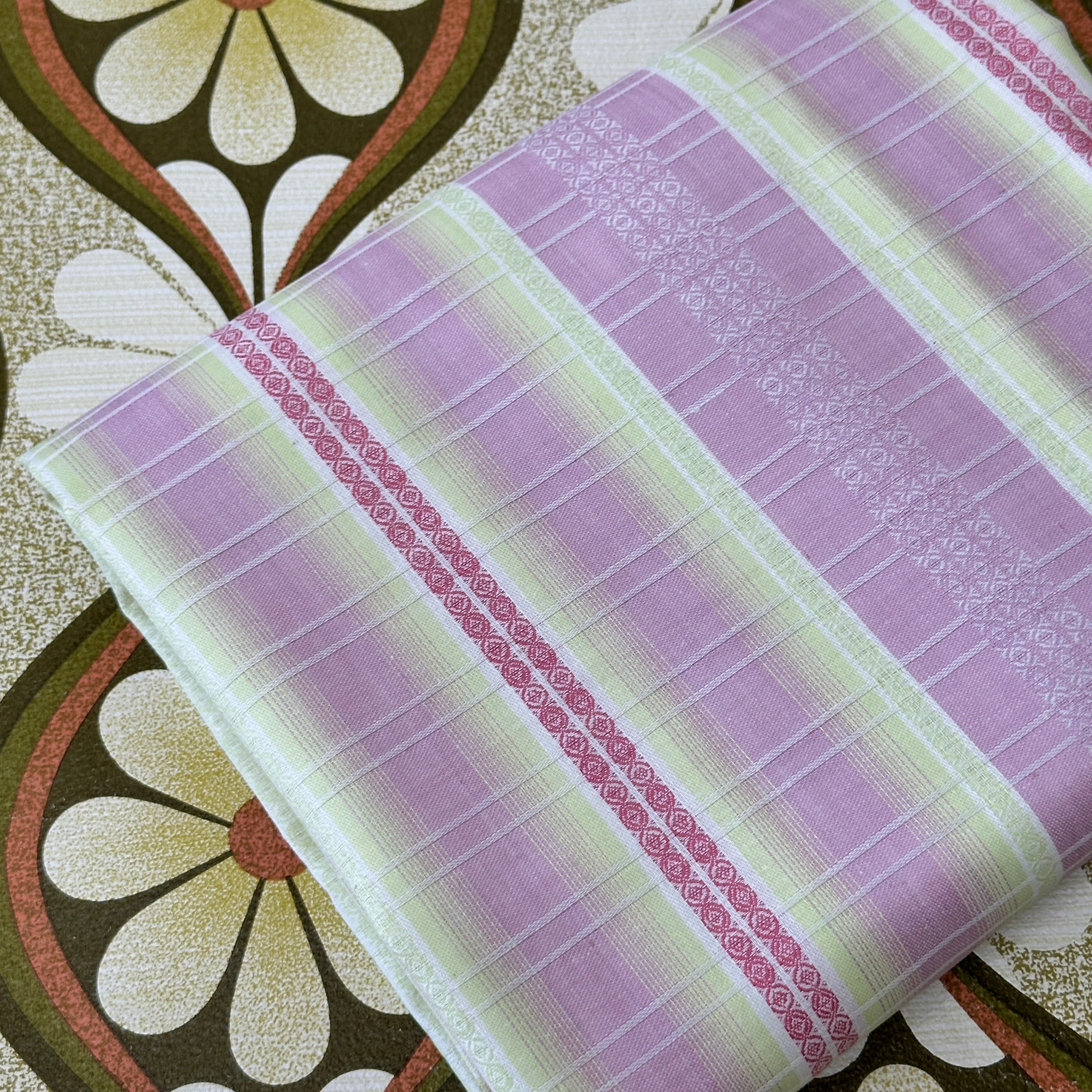 230cms Beautiful Vintage Tablecloth Napkins Serviettes Match