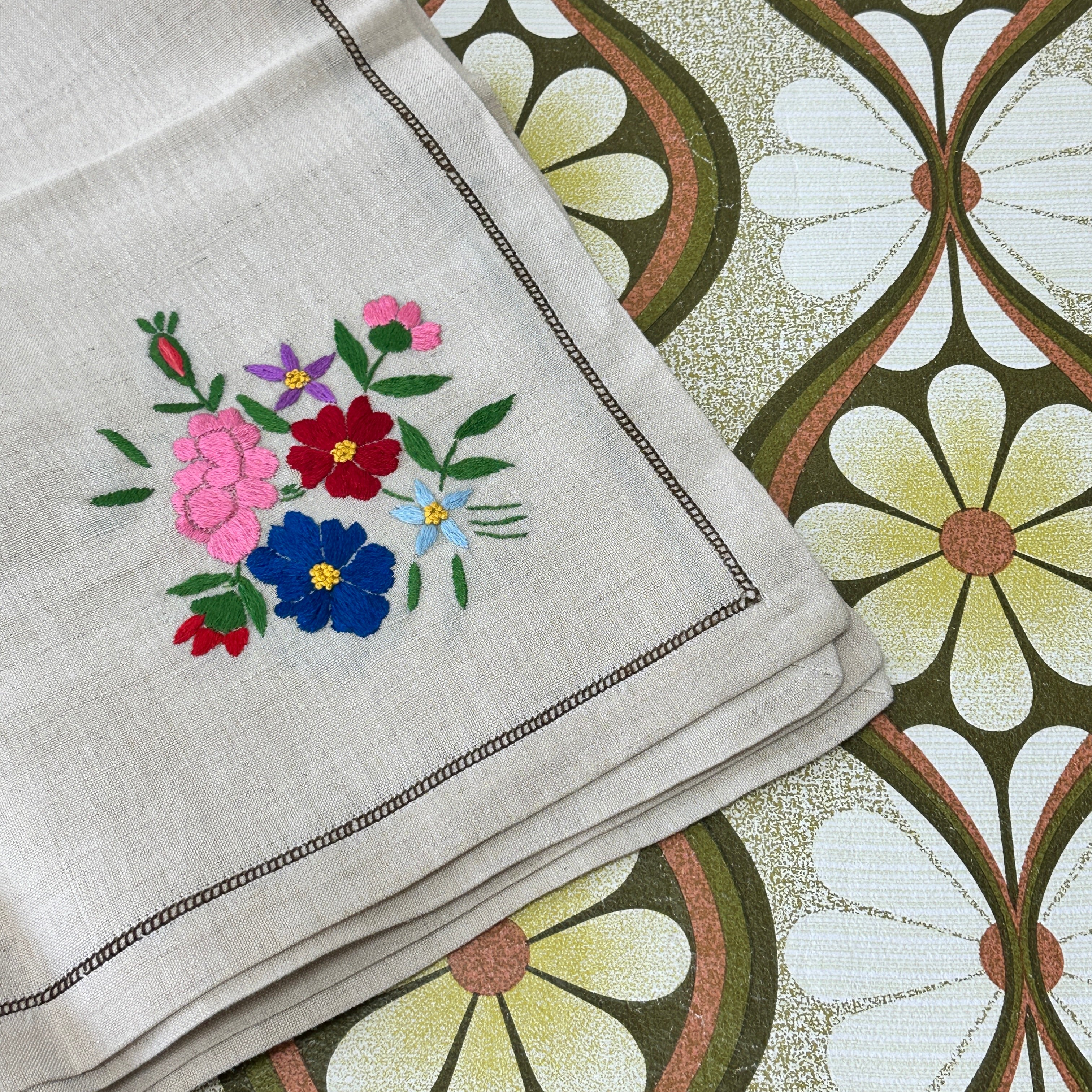 Beautiful Vintage Embroidered Tablecloth