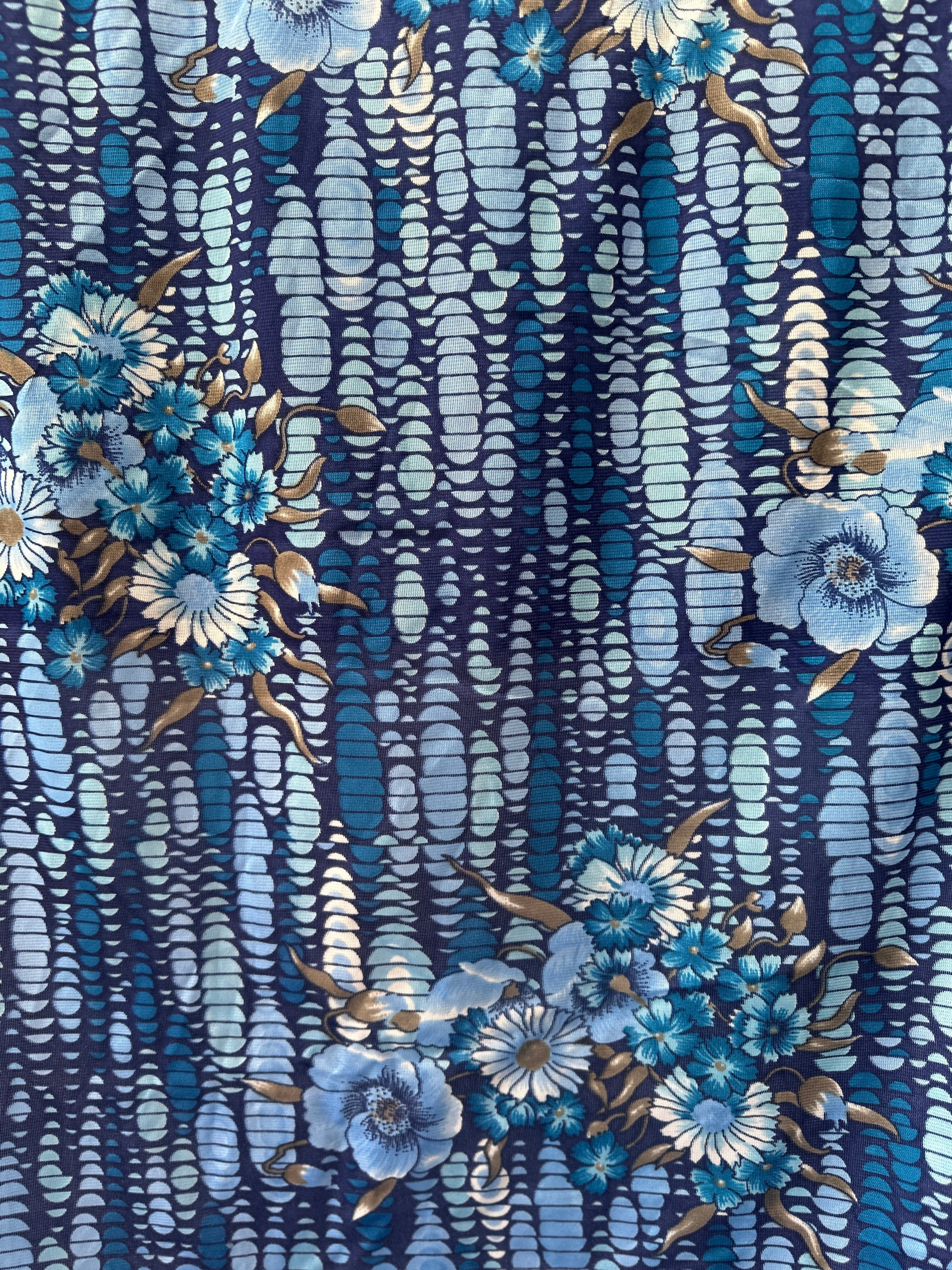 300cms Large Lot of Retro Nylon Fabric