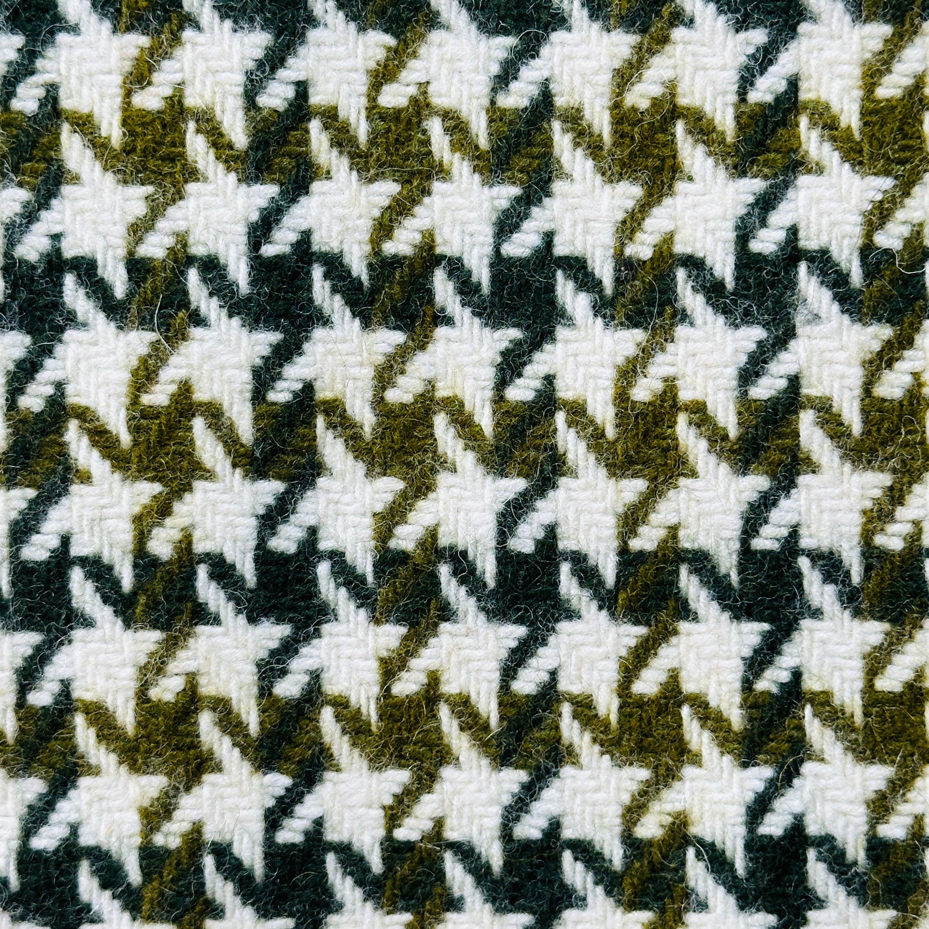 310cms Large Lot of Vintage Green Houndstooth Wool