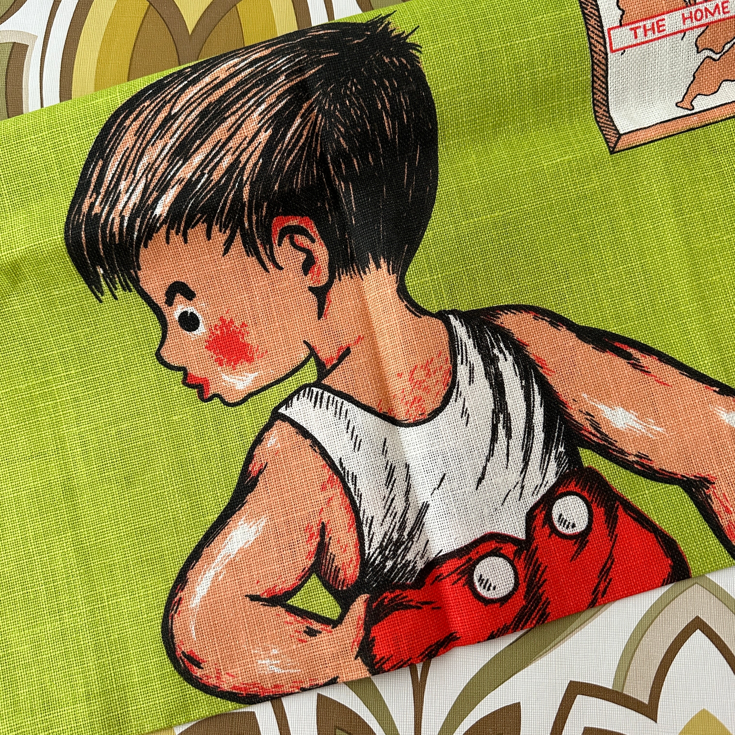 NOS Irish Linen Tea Towel GREEN