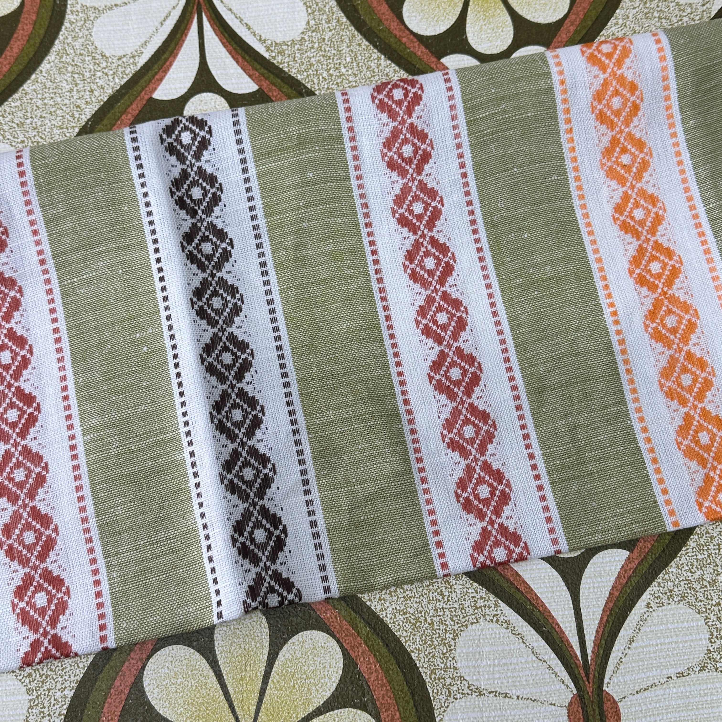 UNUSED Vintage Tea Towel GORGEOUS Green