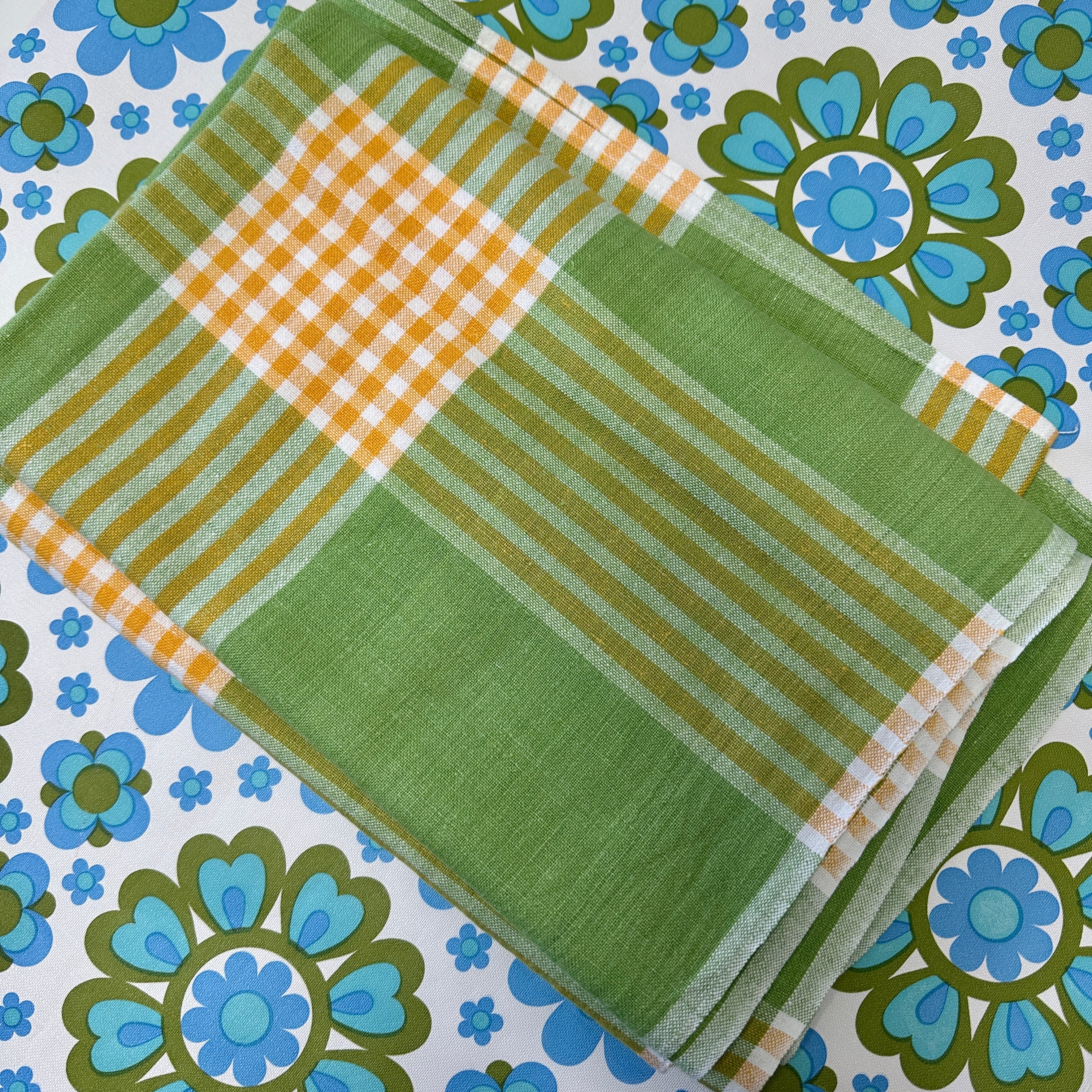 Vintage Checked Table Cloth COTTON Caravan