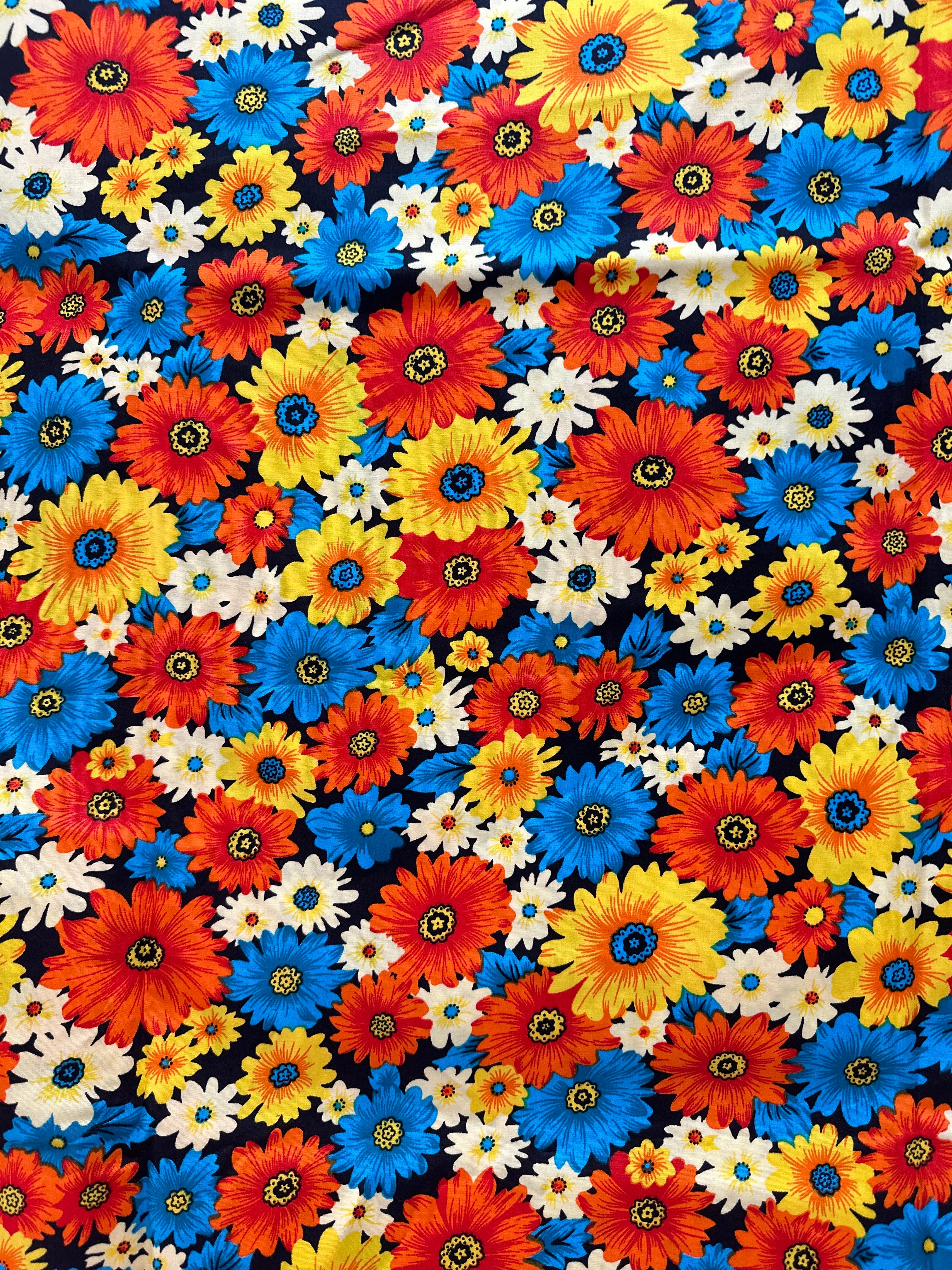 190cms Modern Orange & Blue Floral Fabric