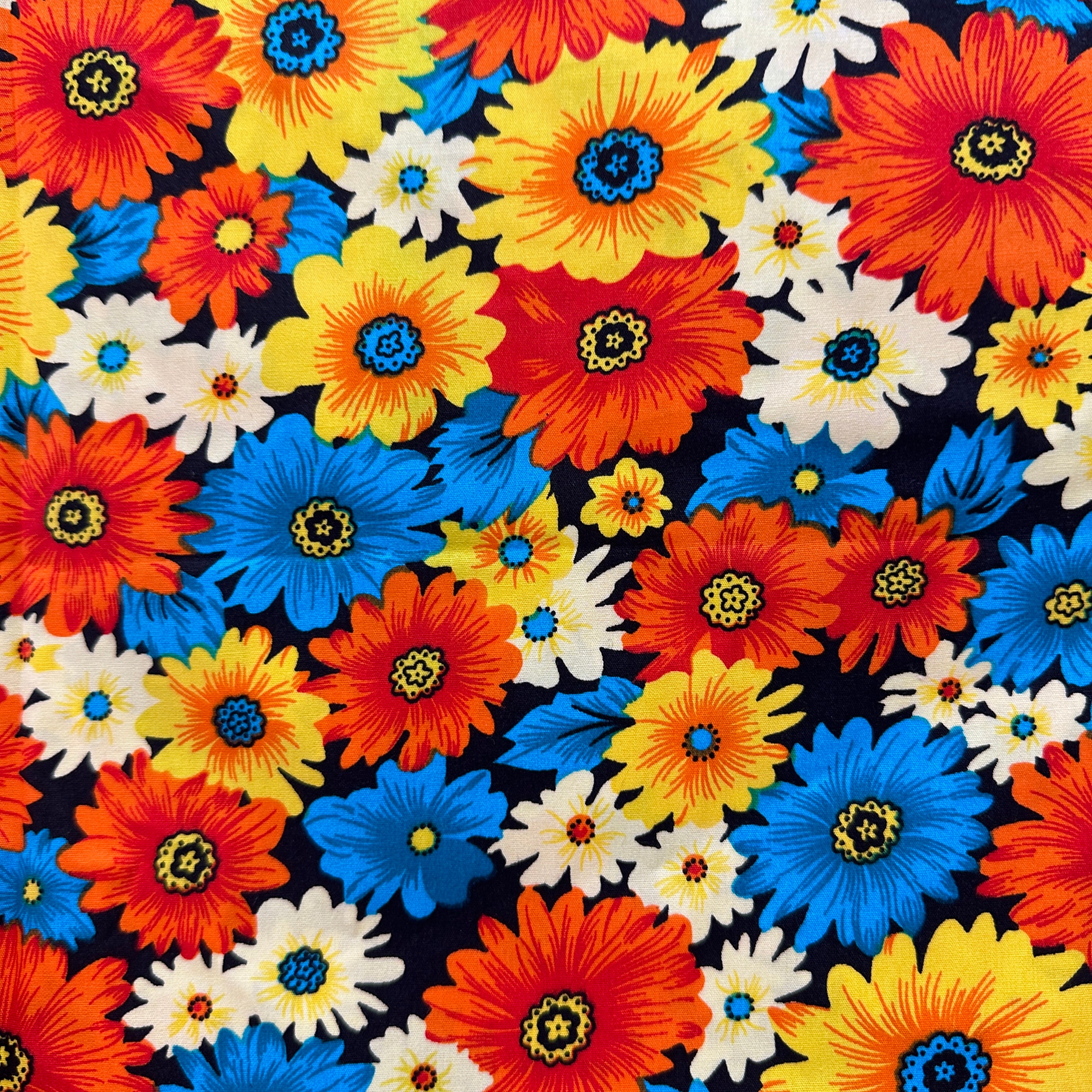 190cms Modern Orange & Blue Floral Fabric