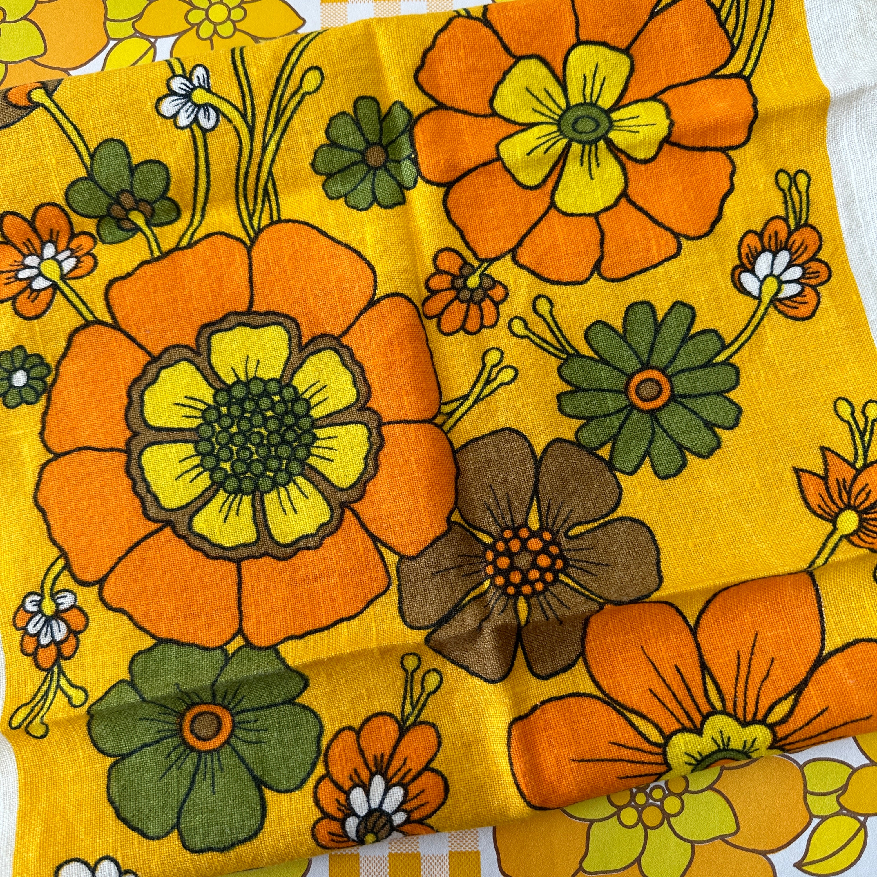 Vintage Linen Tea Towel BEAUTIFUL