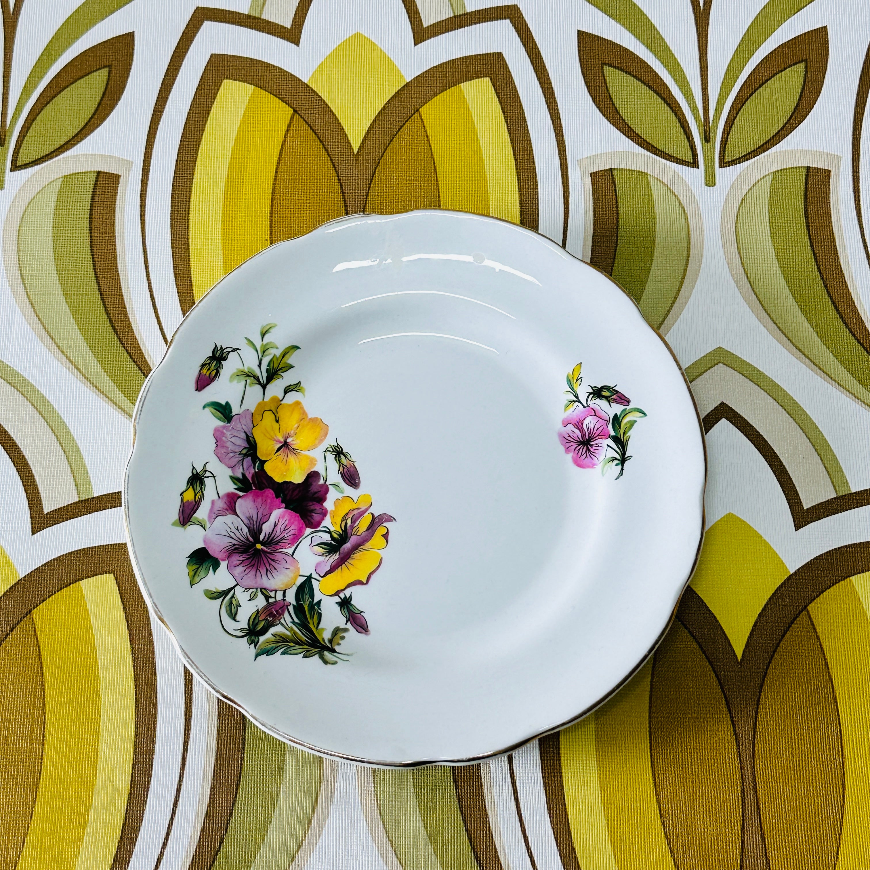 Spare Pretty Vintage Floral Plate Regency