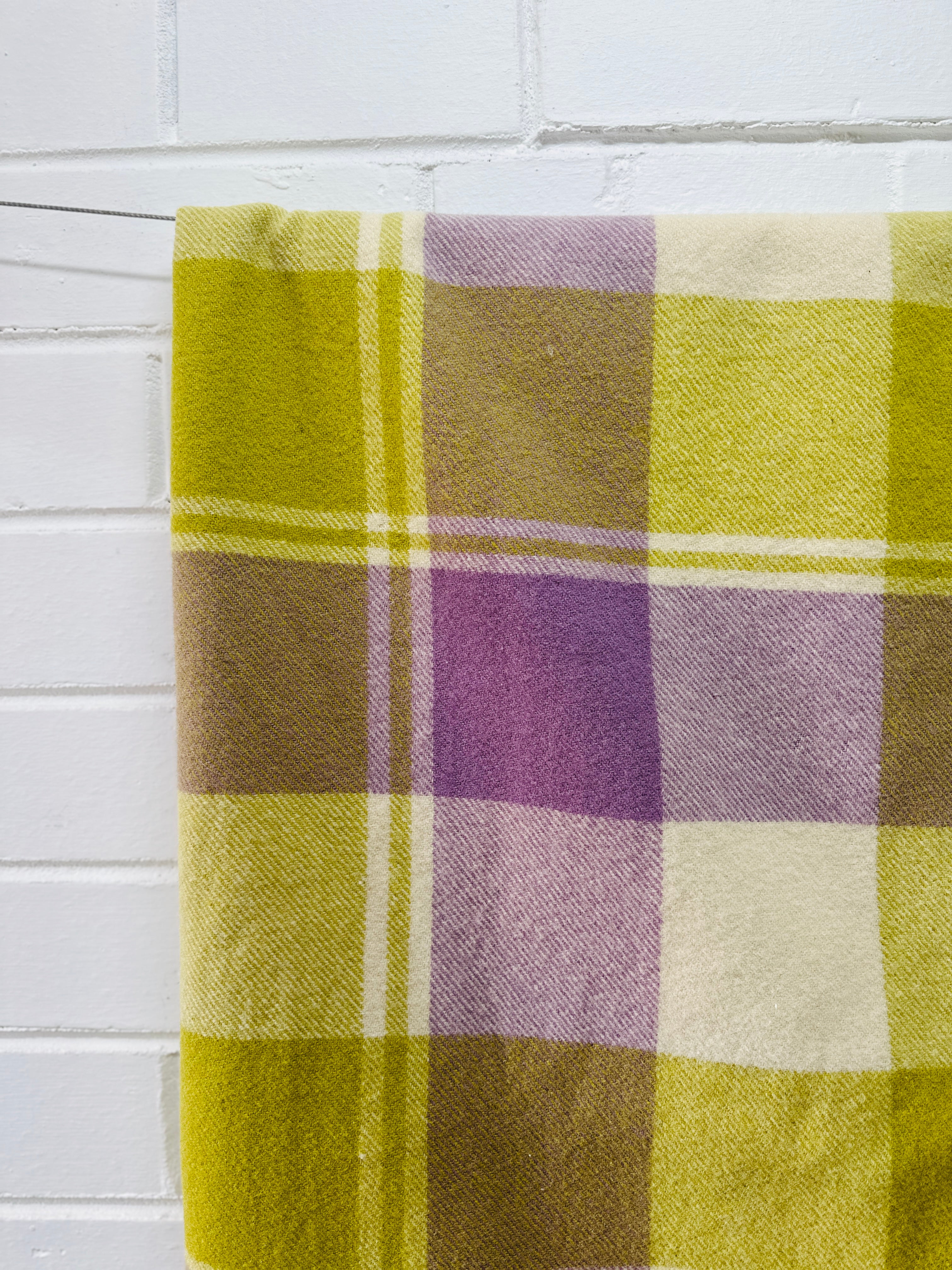 BEAUTIFUL Vintage Wool Blanket