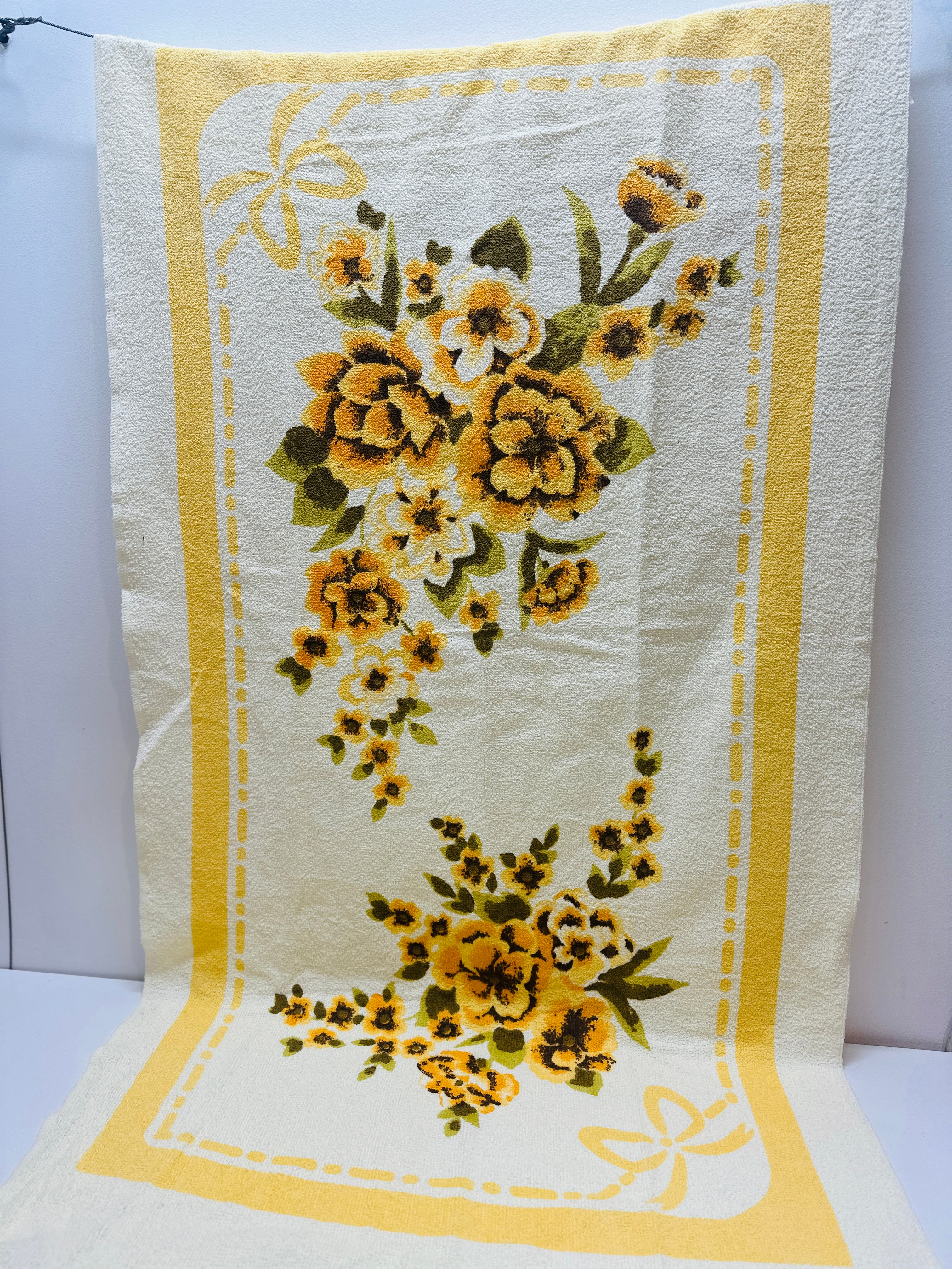 Pair Vintage Cotton Bath Towels