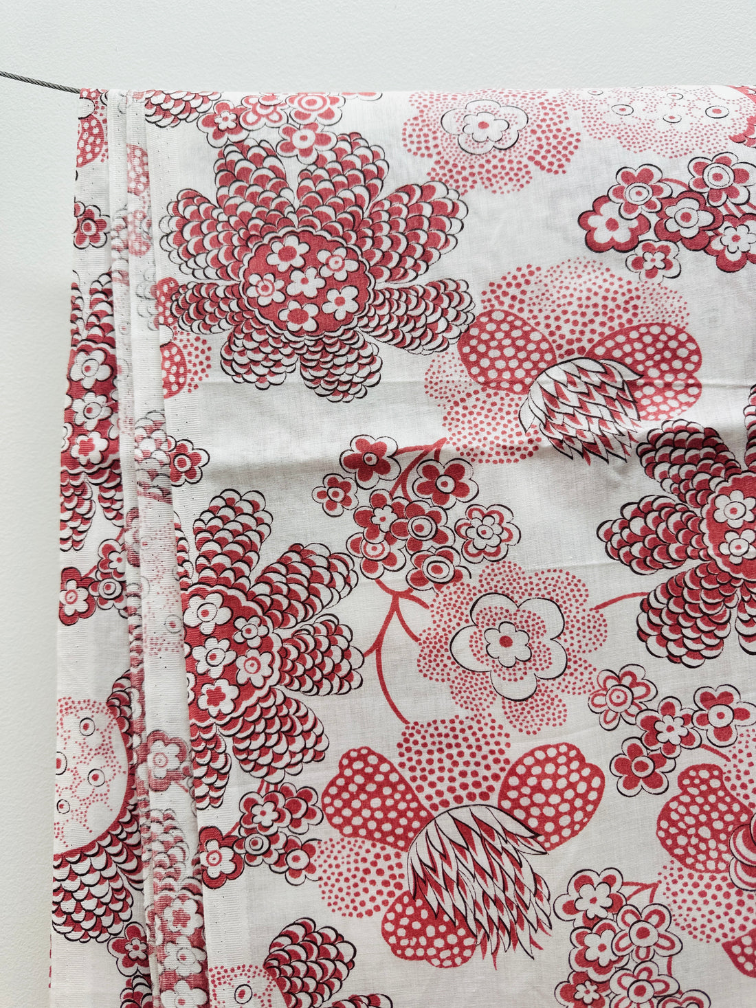 670cms Large Floral Print HUGE LOT