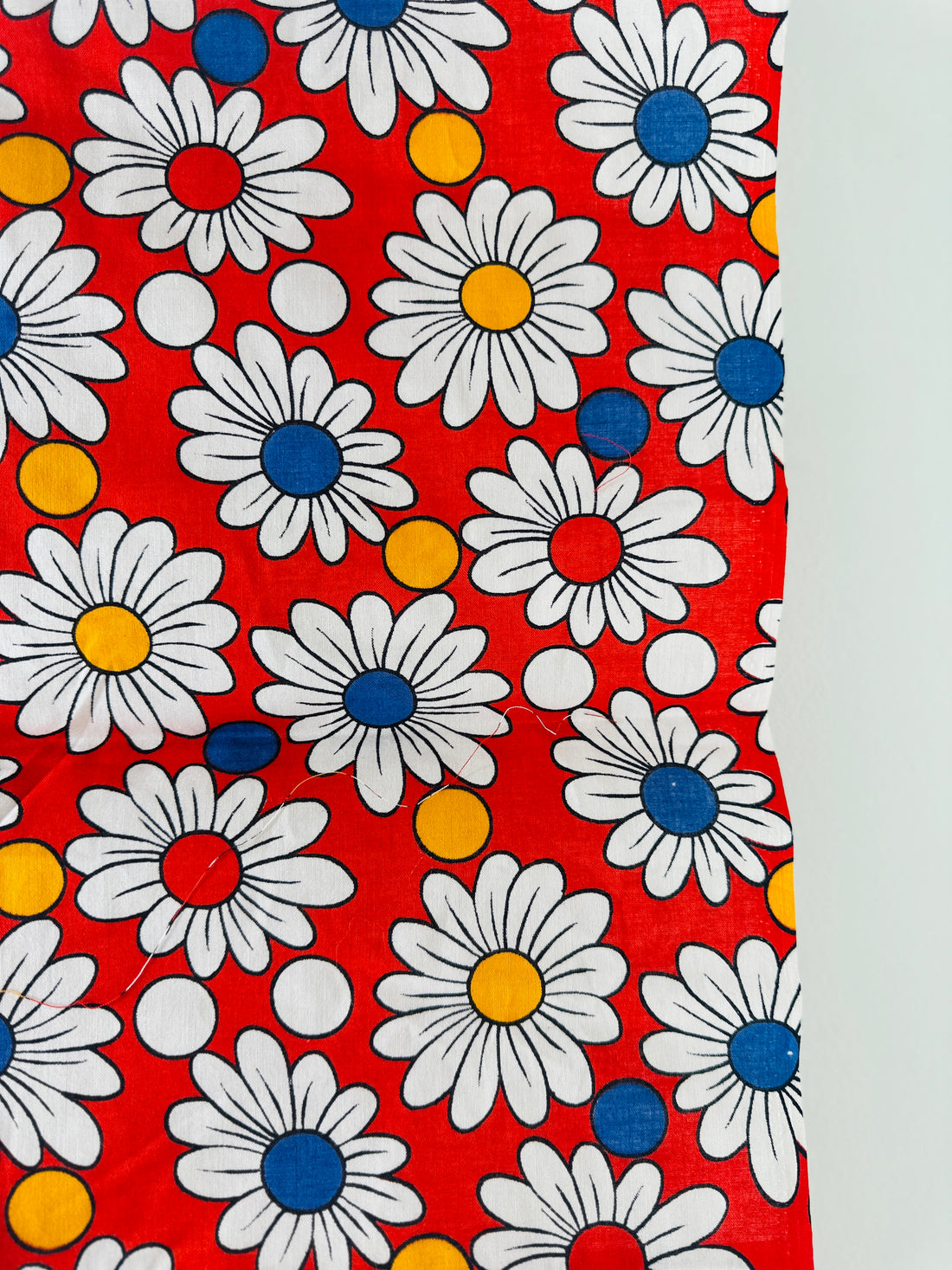 90cms RETRO Vintage Fabric Remnant BOLD