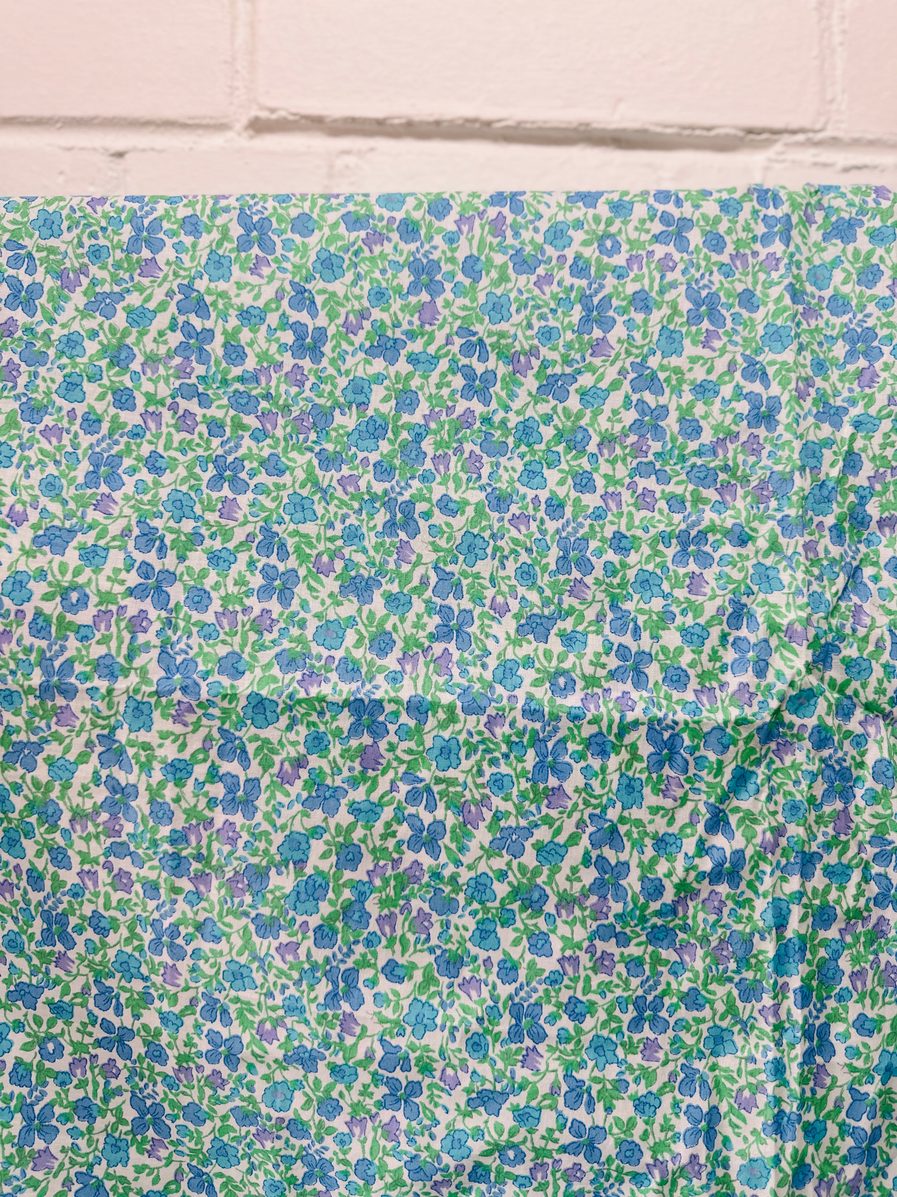 500cms HUGE Lot of Blue Floral Fabric
