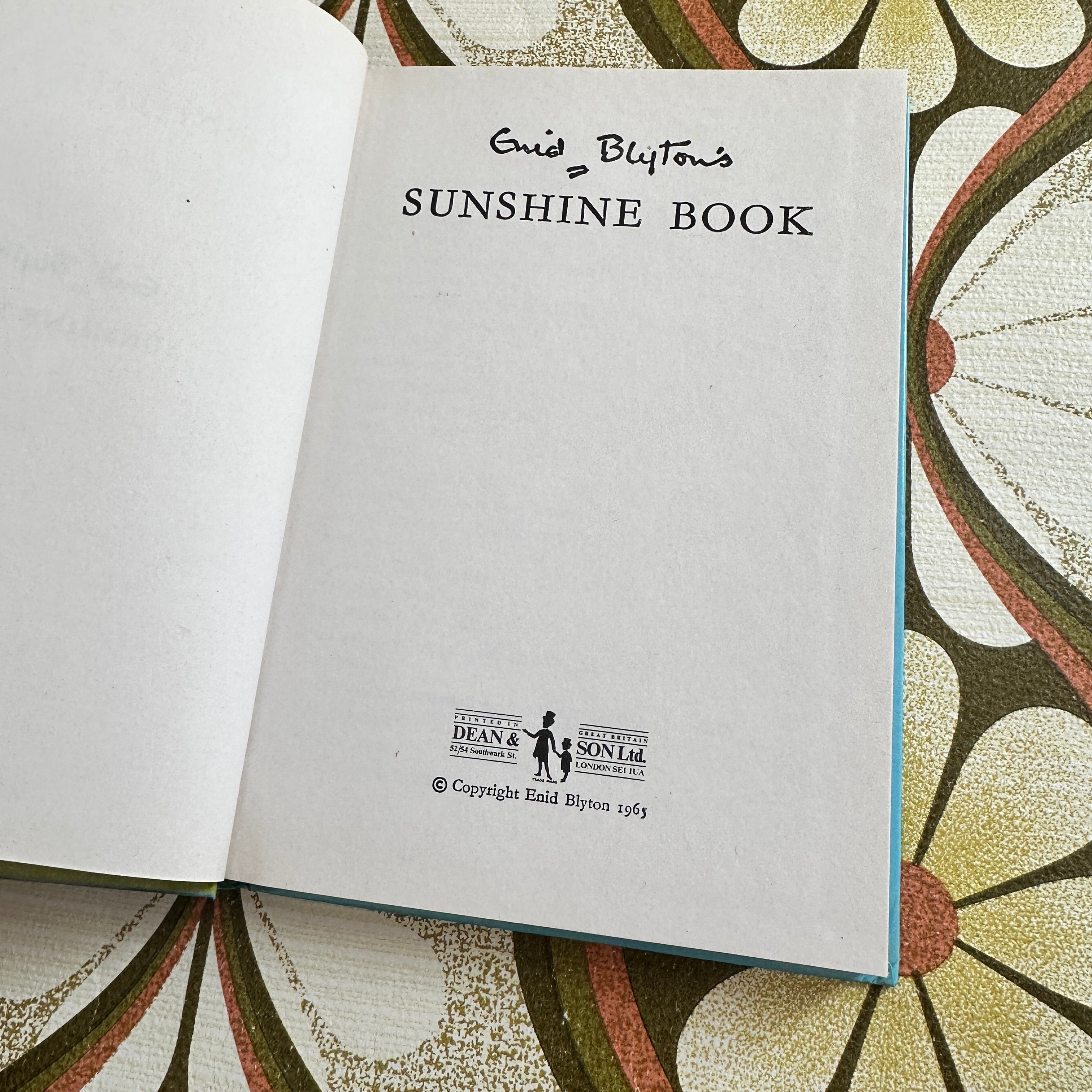 The Sunshine Book Enid Blyton Retro VINTAGE Book