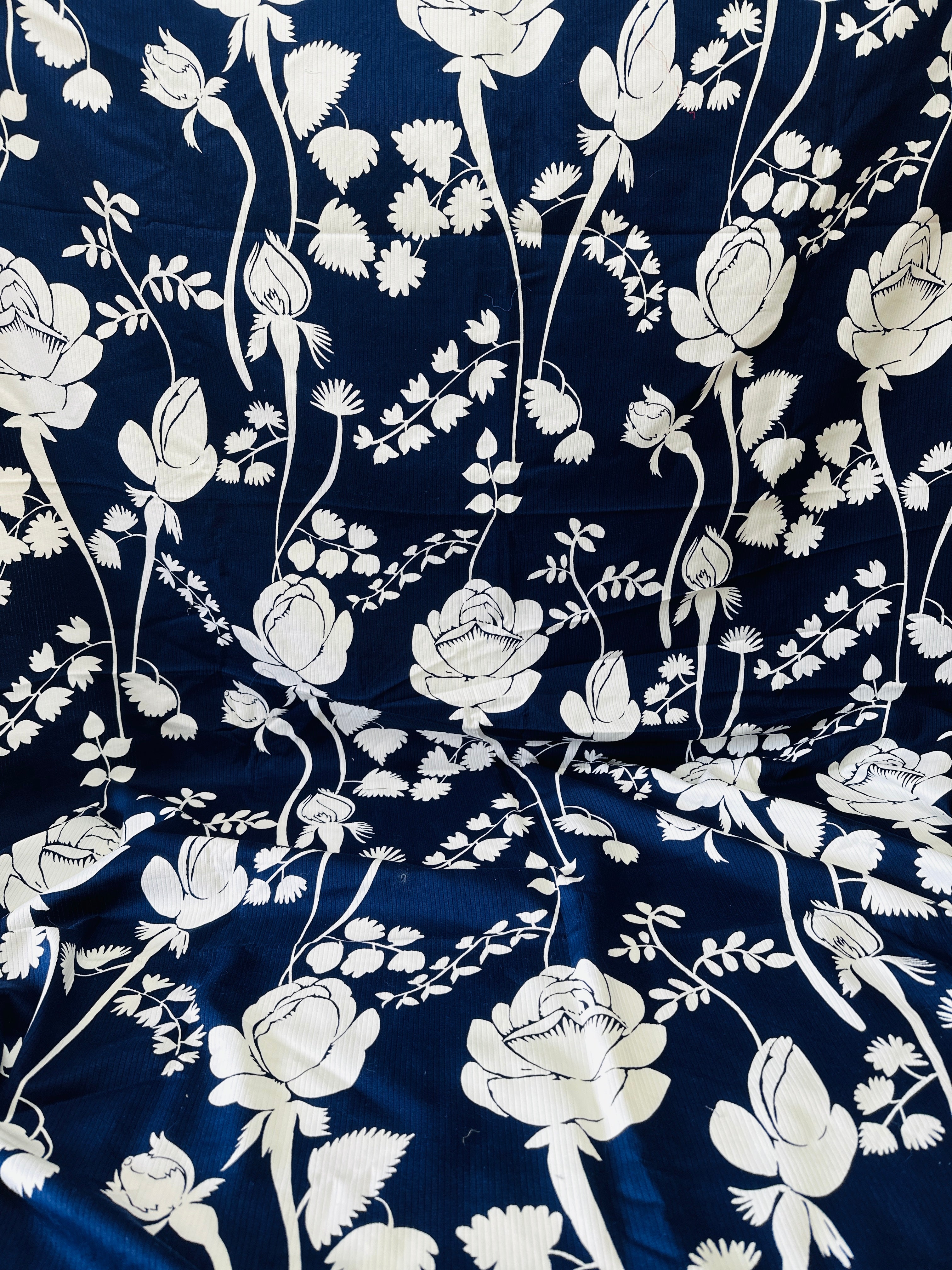 160cms Wonderful Blue Bold Floral Fabric