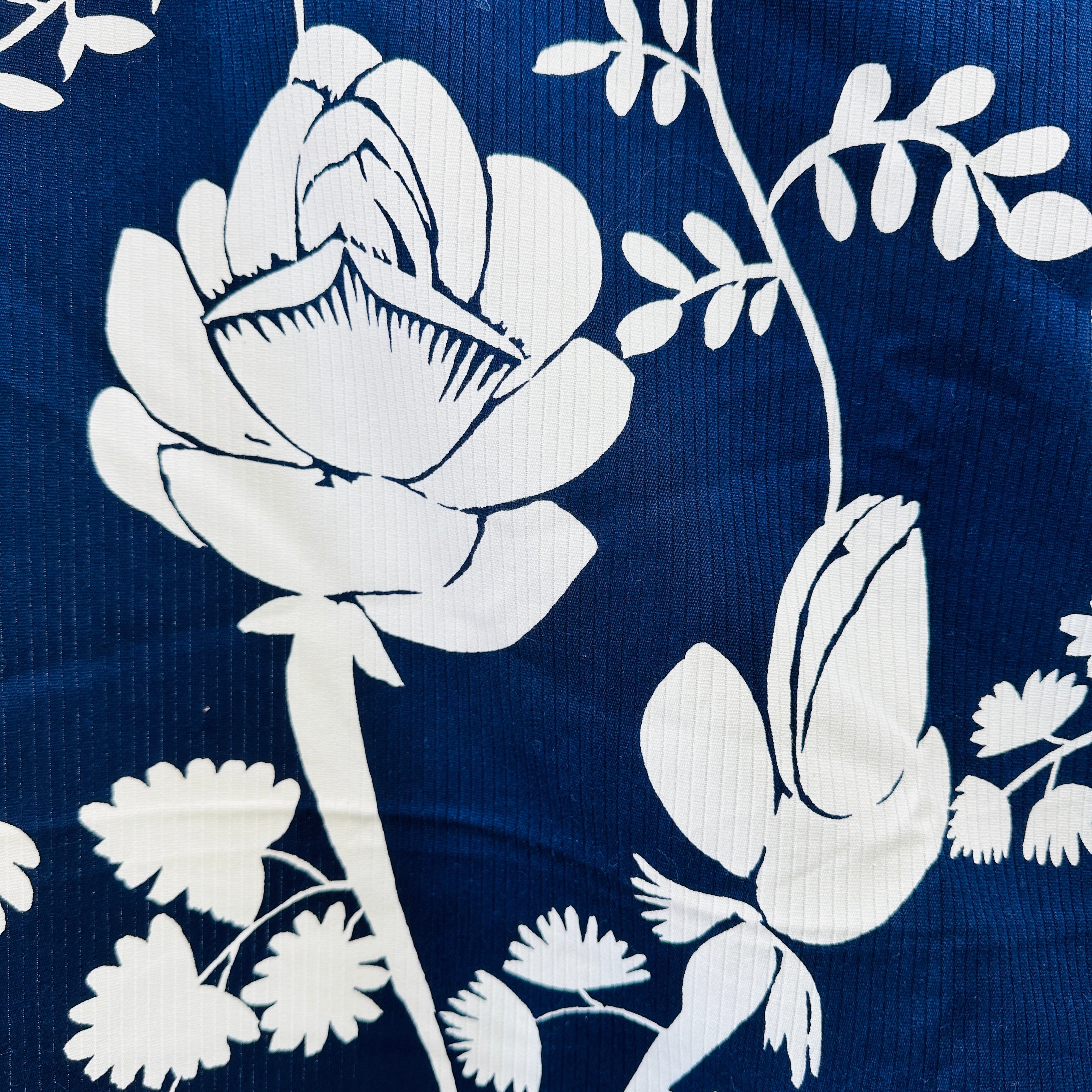 160cms Wonderful Blue Bold Floral Fabric